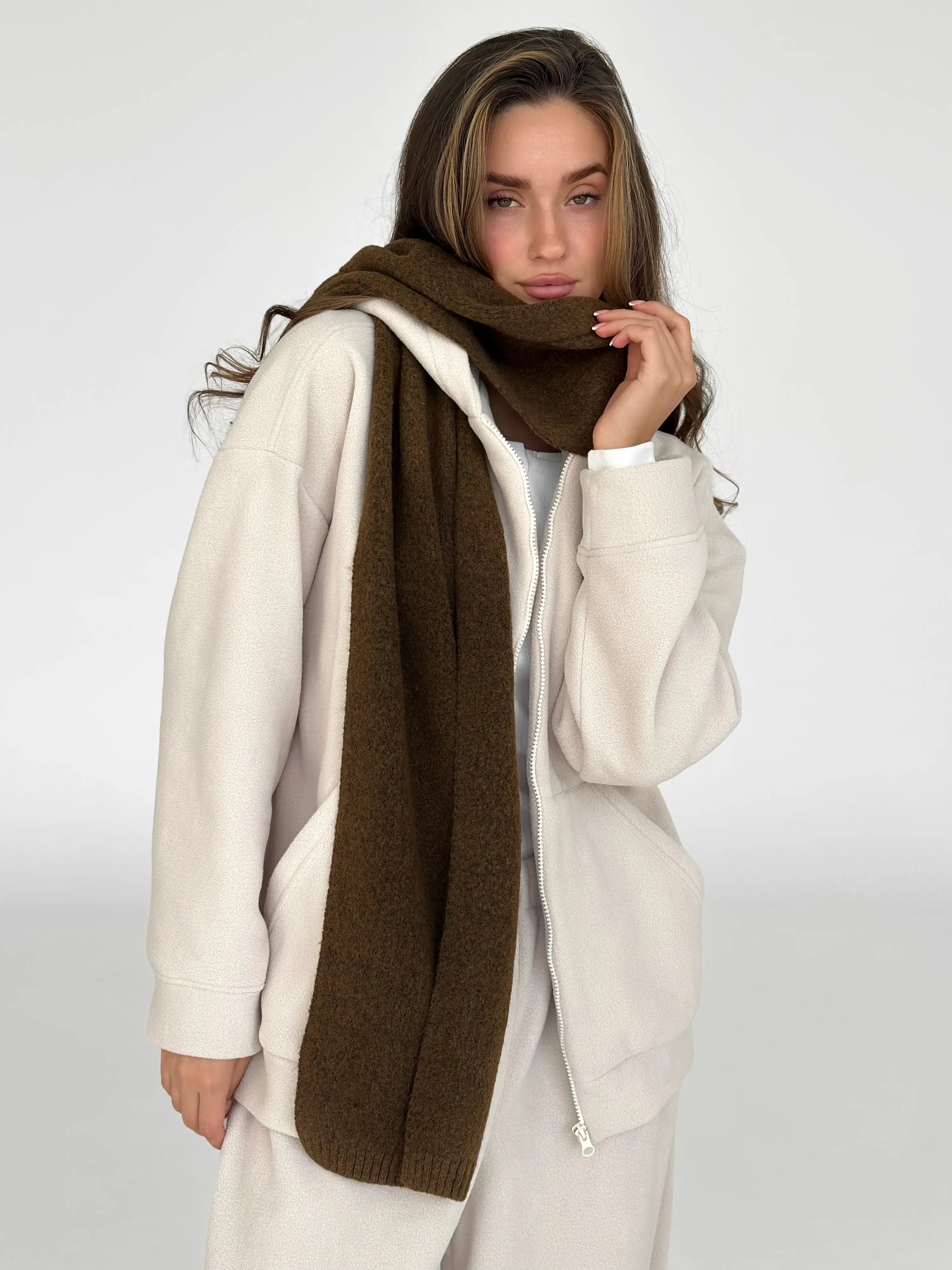 Knitted chocolate scarf