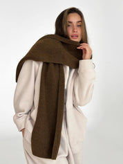 Knitted chocolate scarf