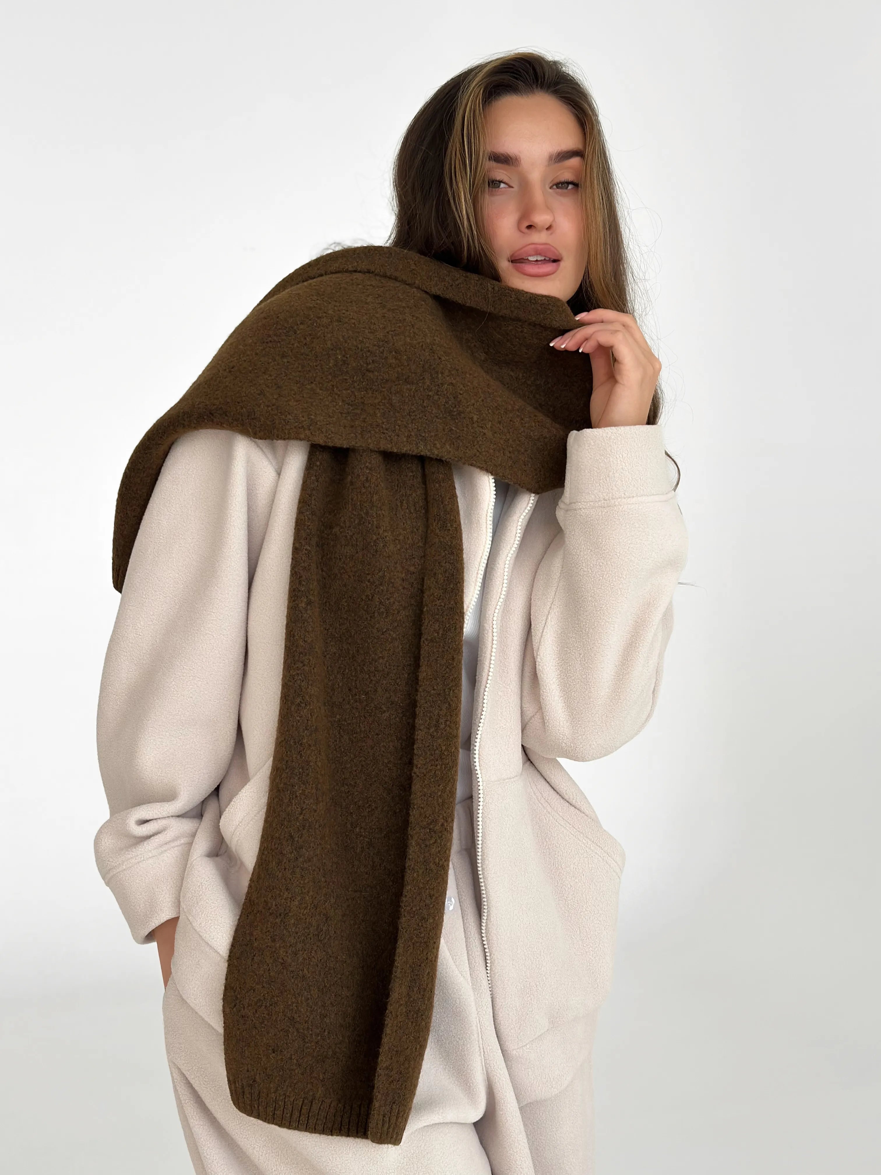 Knitted chocolate scarf