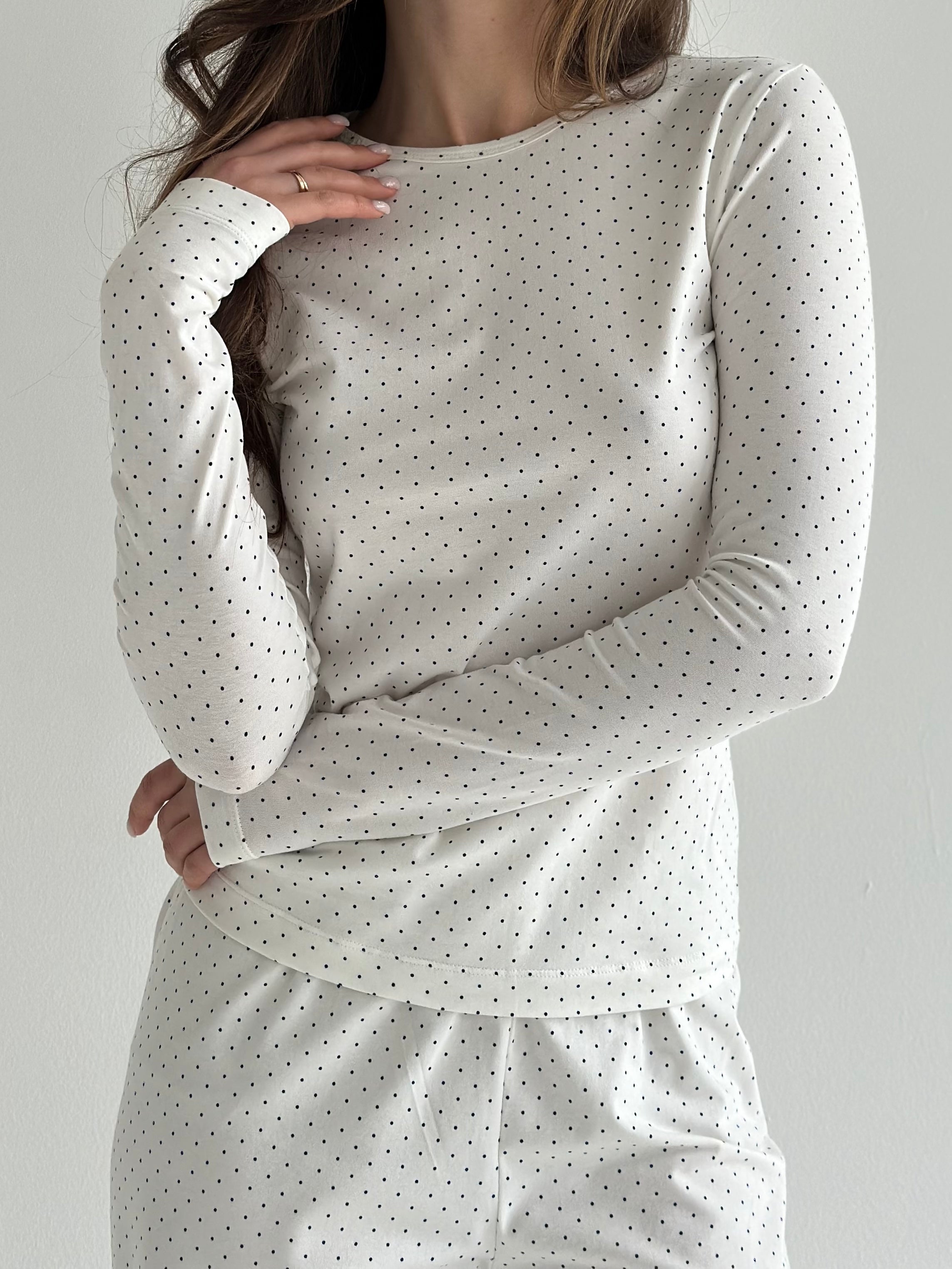 Knitwear set of pants and long sleeves, polka dots, blue on white