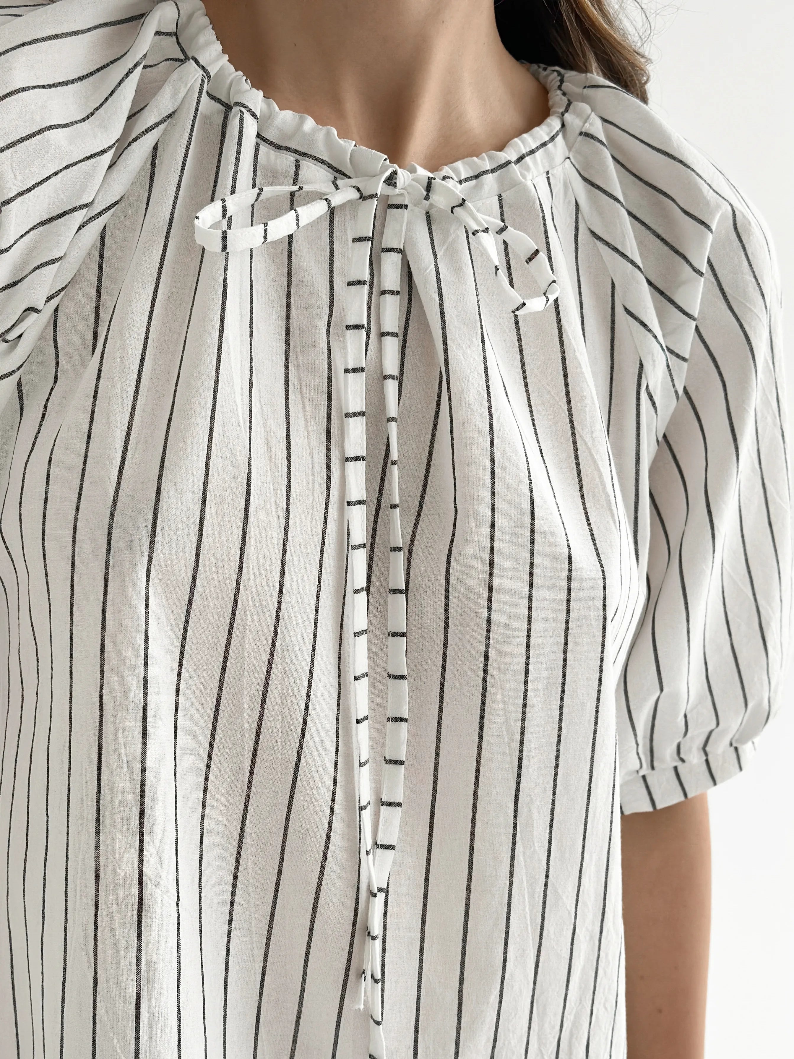Cotton dress with wide stripes Oversize milk/black