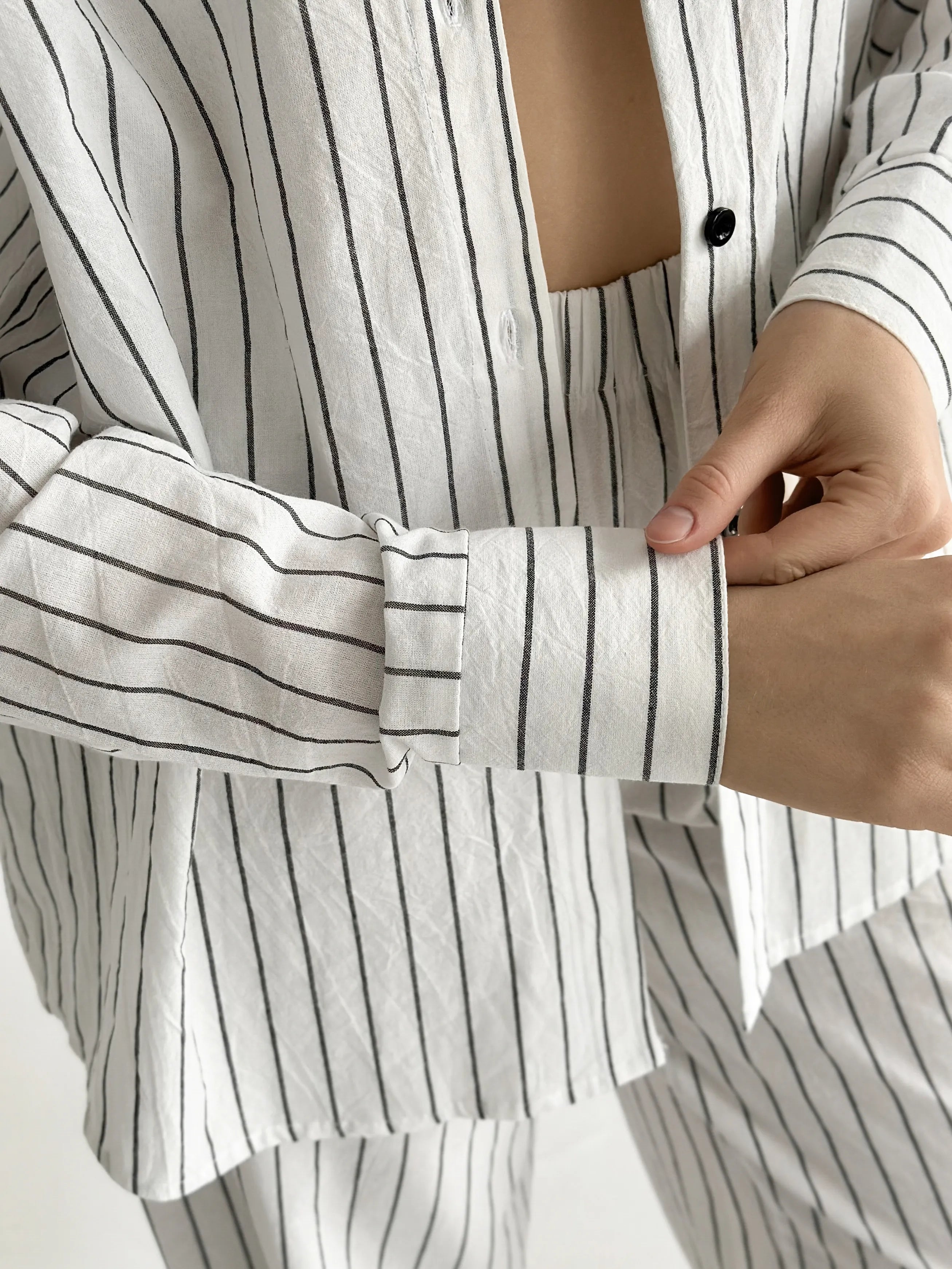 Wide stripe cotton suit Shirt and pants white/black