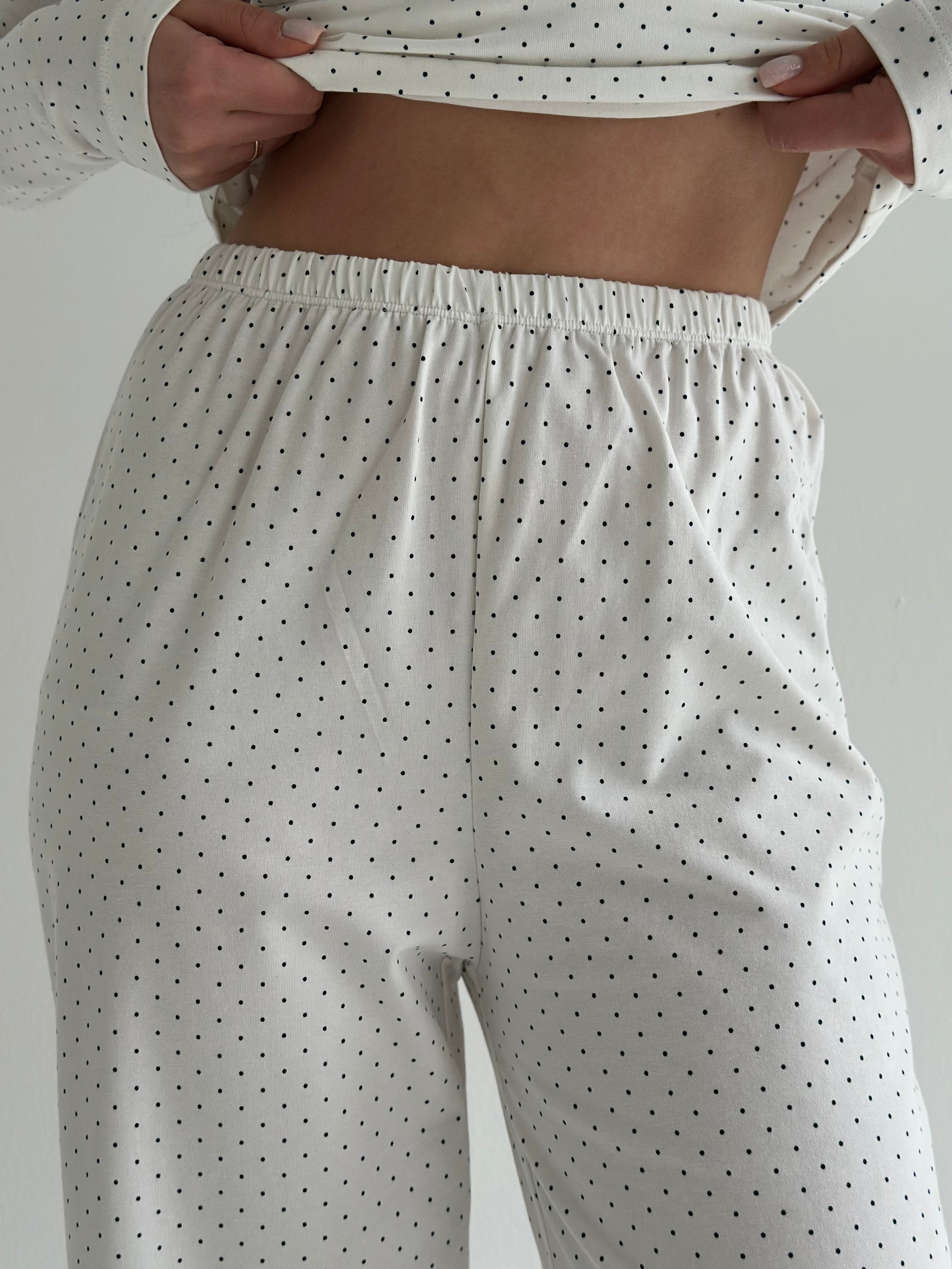 Knitwear set of pants and long sleeves, polka dots, blue on white