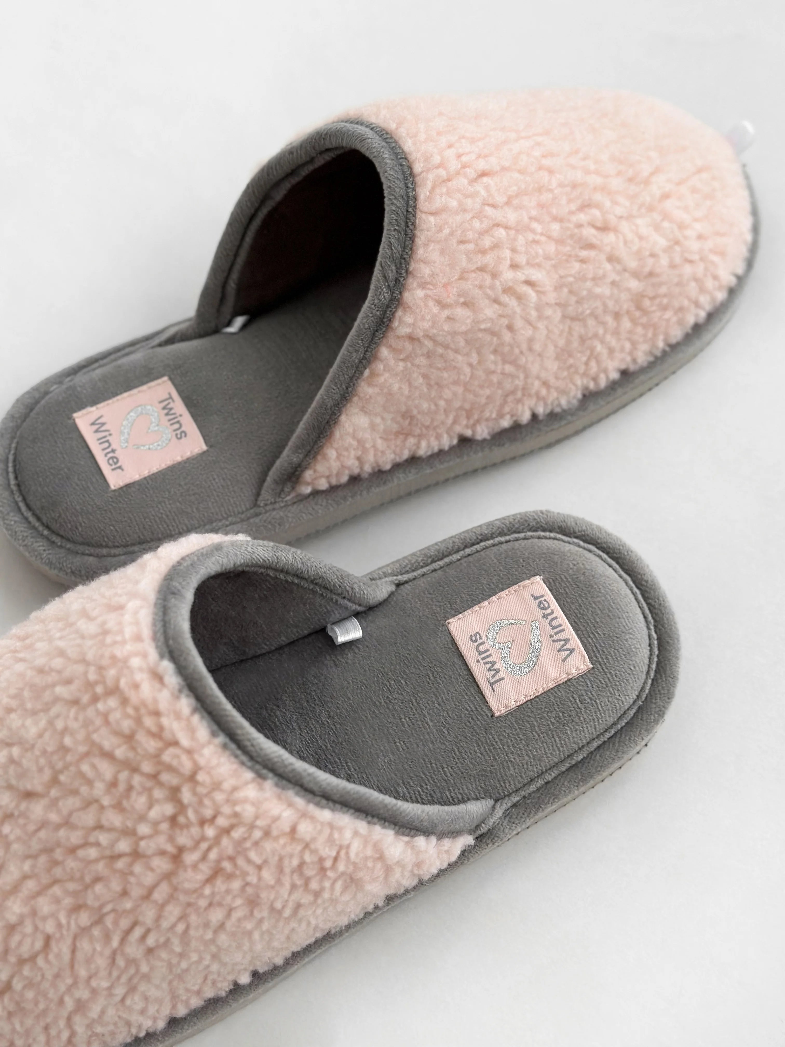 Women's slippers HS-OZ pink YETI