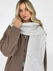 Knitted scarf gray melange