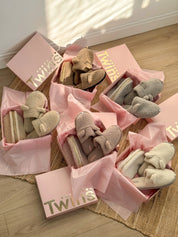 Gift set TEDDY white (cosmetic bag, slippers)