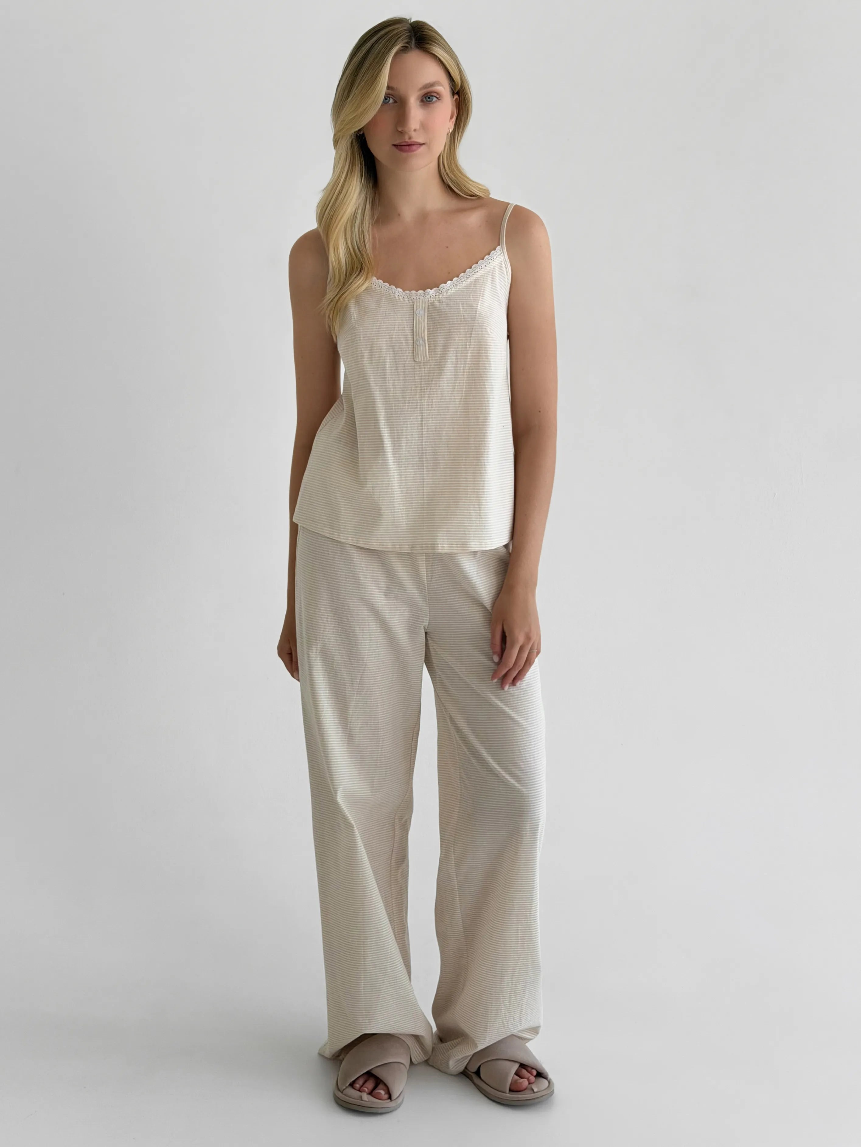 Cotton thin stripe suit T-shirt and pants with lace beige/milk