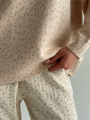 Sweater knitted in pink flower "onesize"