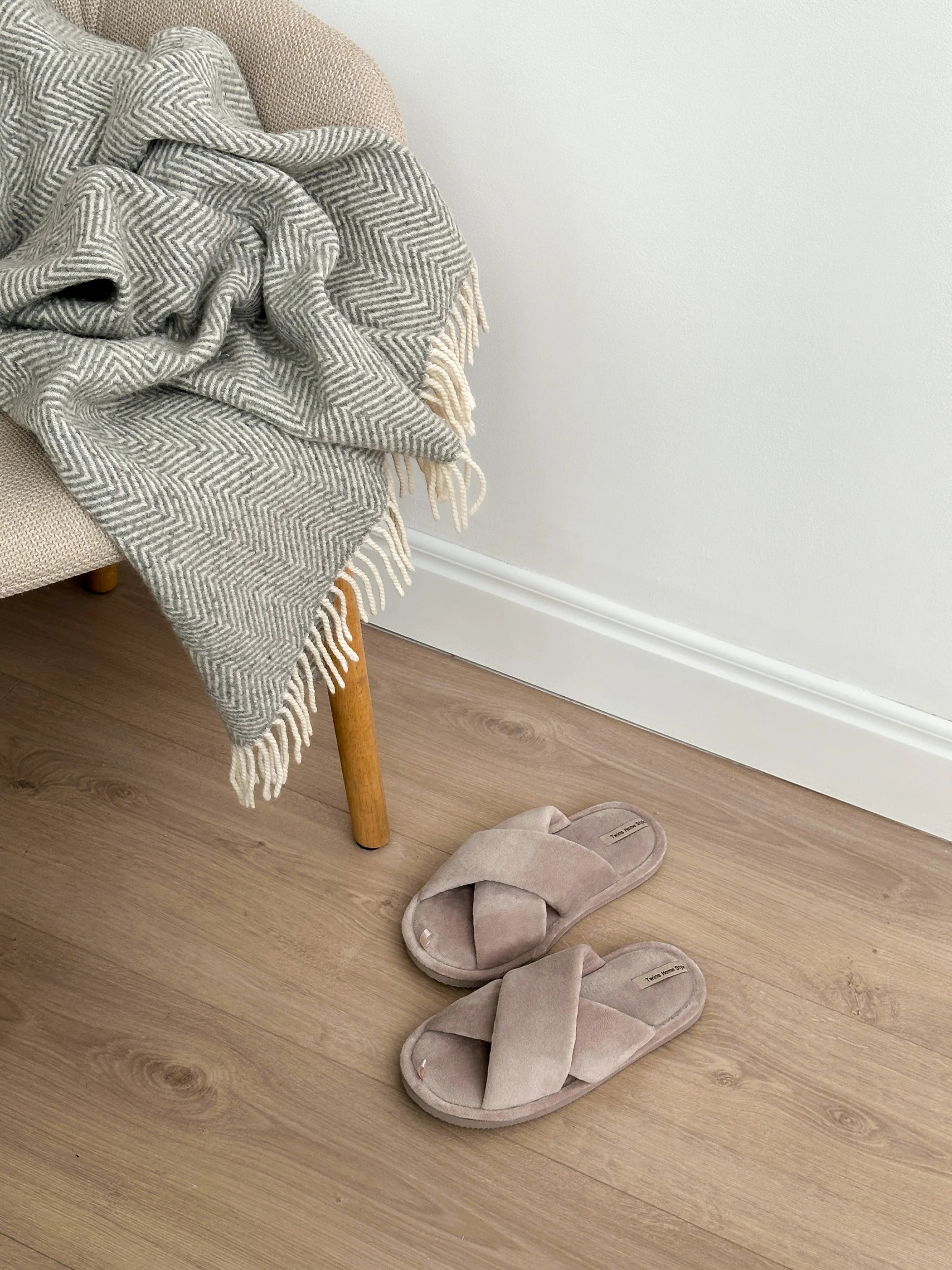Women's slippers HS-VL velour Latte
