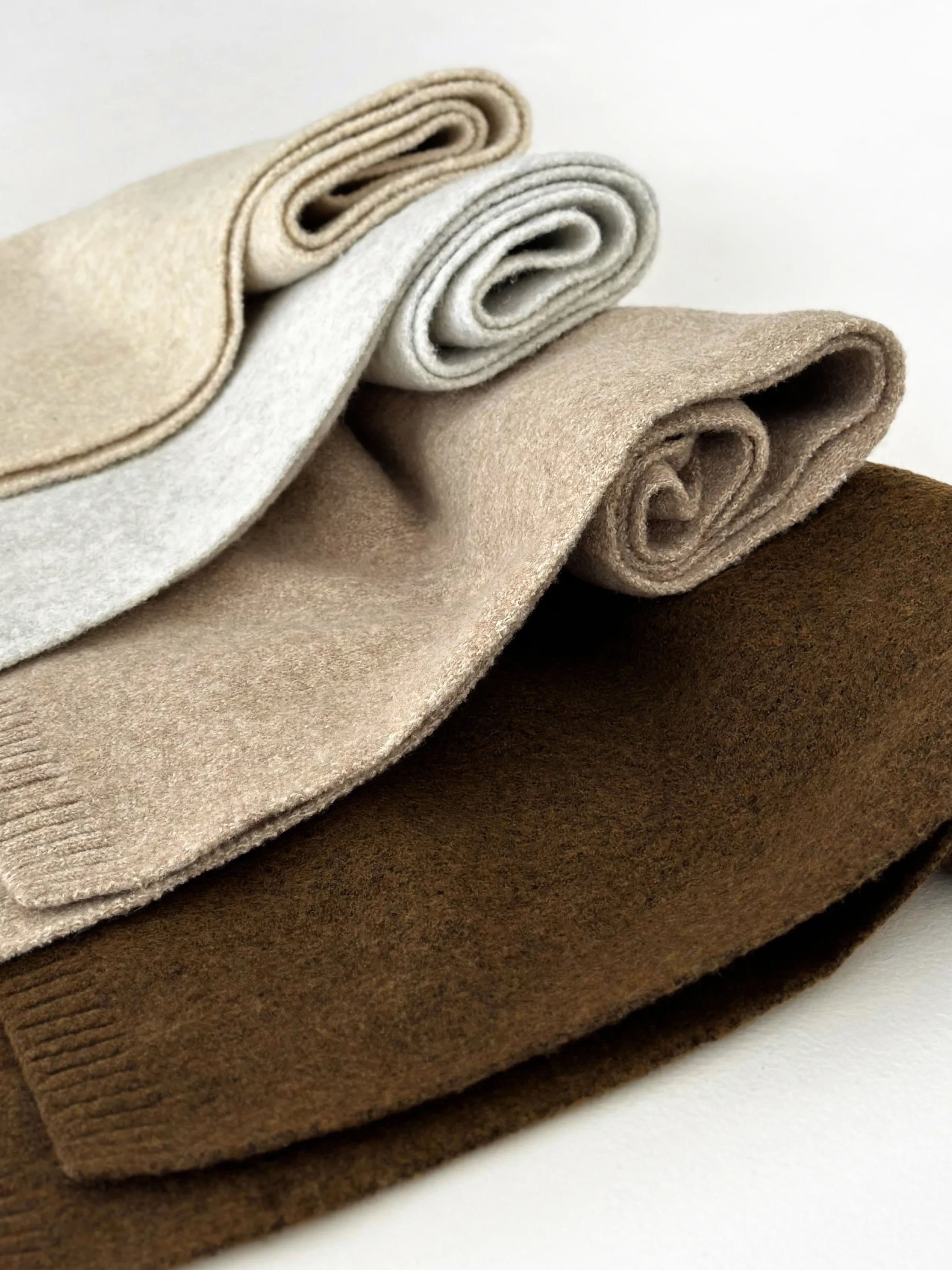 Knitted scarf mocha melange