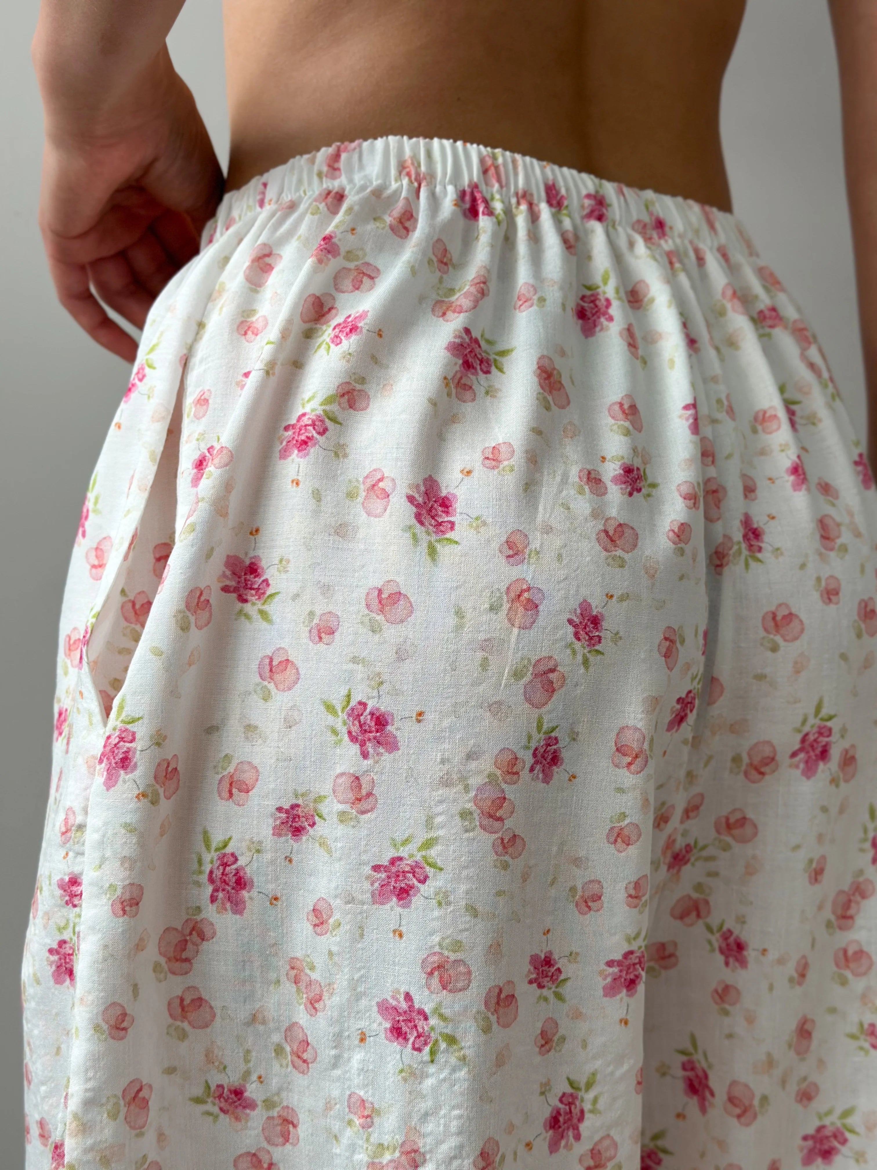 Cambric harem pants "watercolor on white"