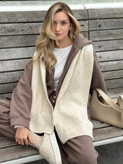 Knitted scarf beige melange