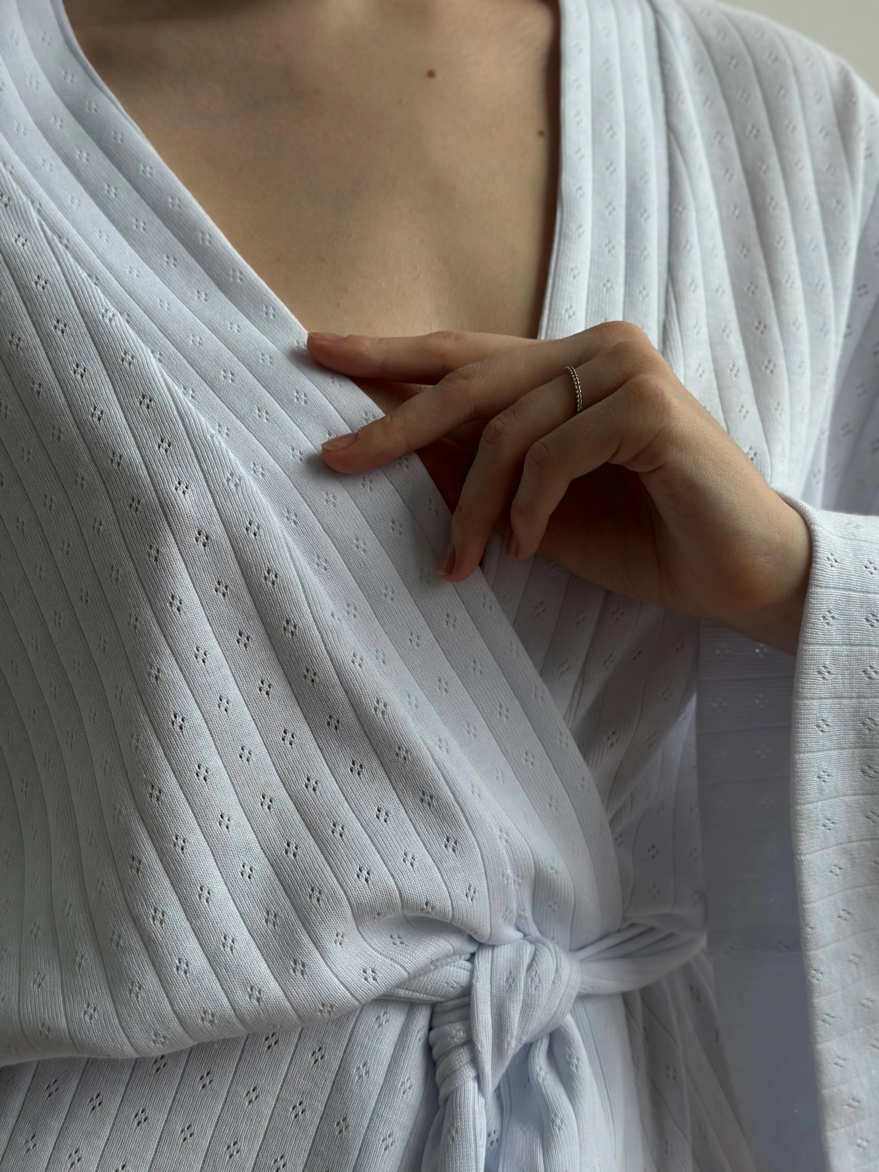 Ribbed White bathrobe