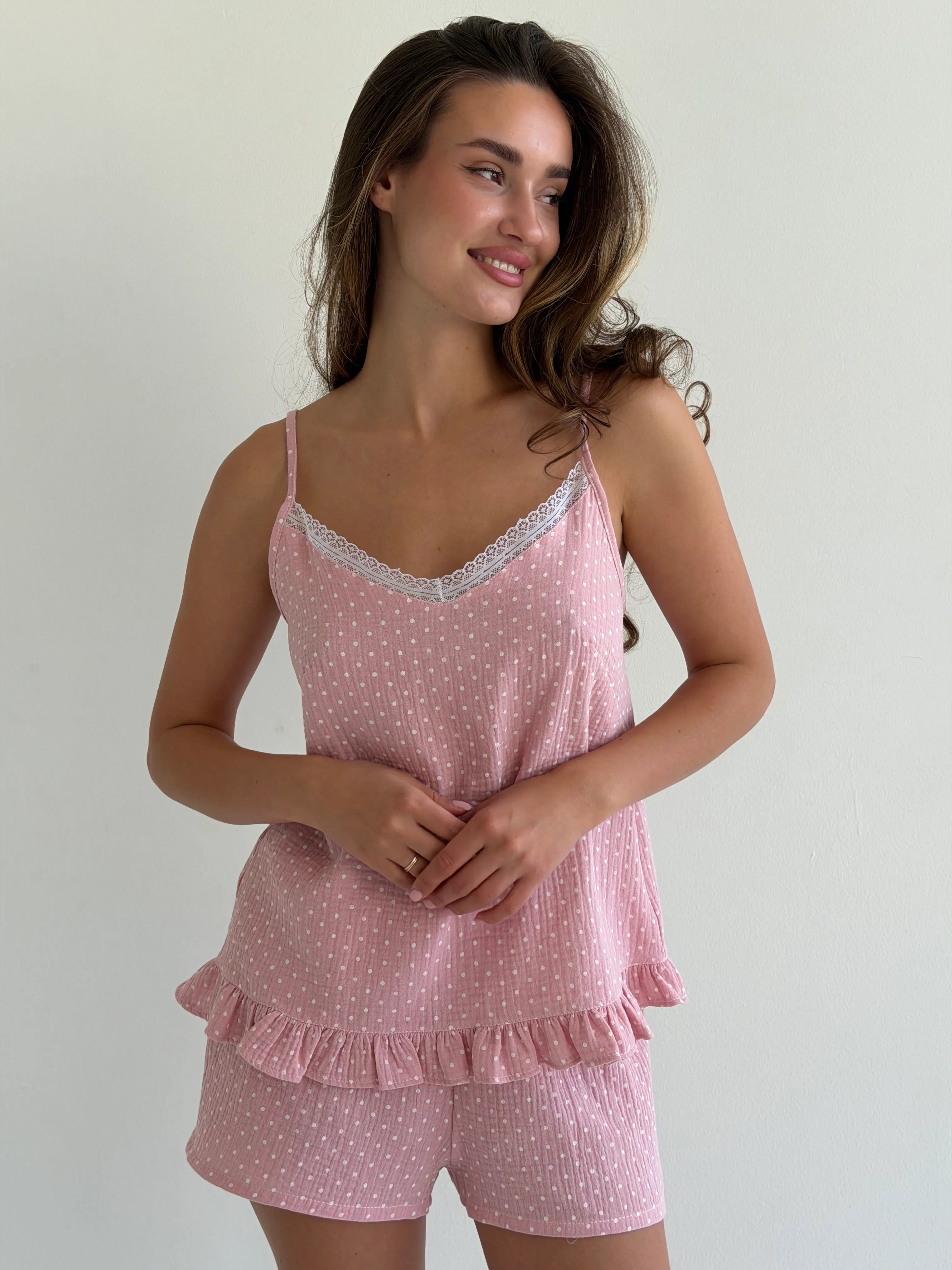 Muslin T-shirt and shorts suit, white on pink polka dots