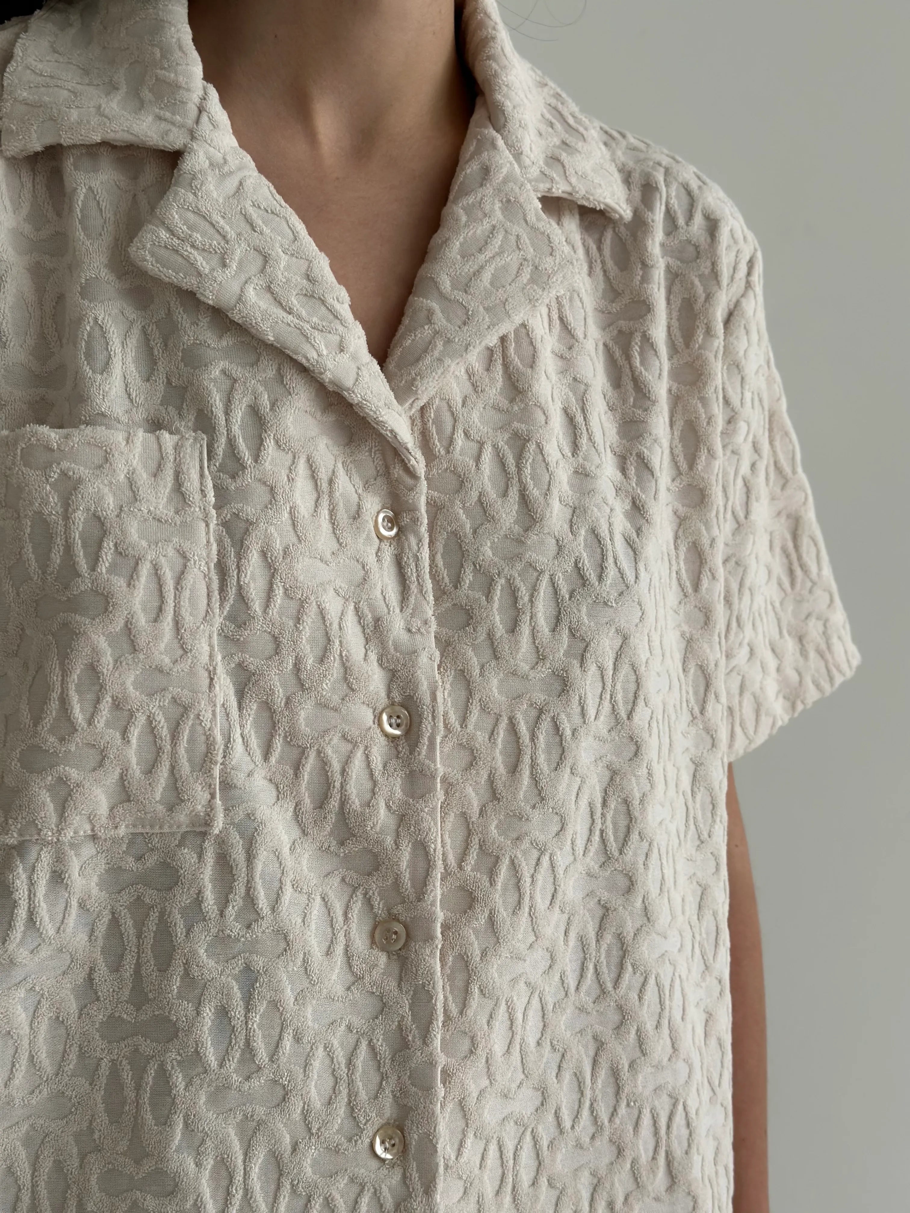 Shirt and shorts suit terry abstraction milky