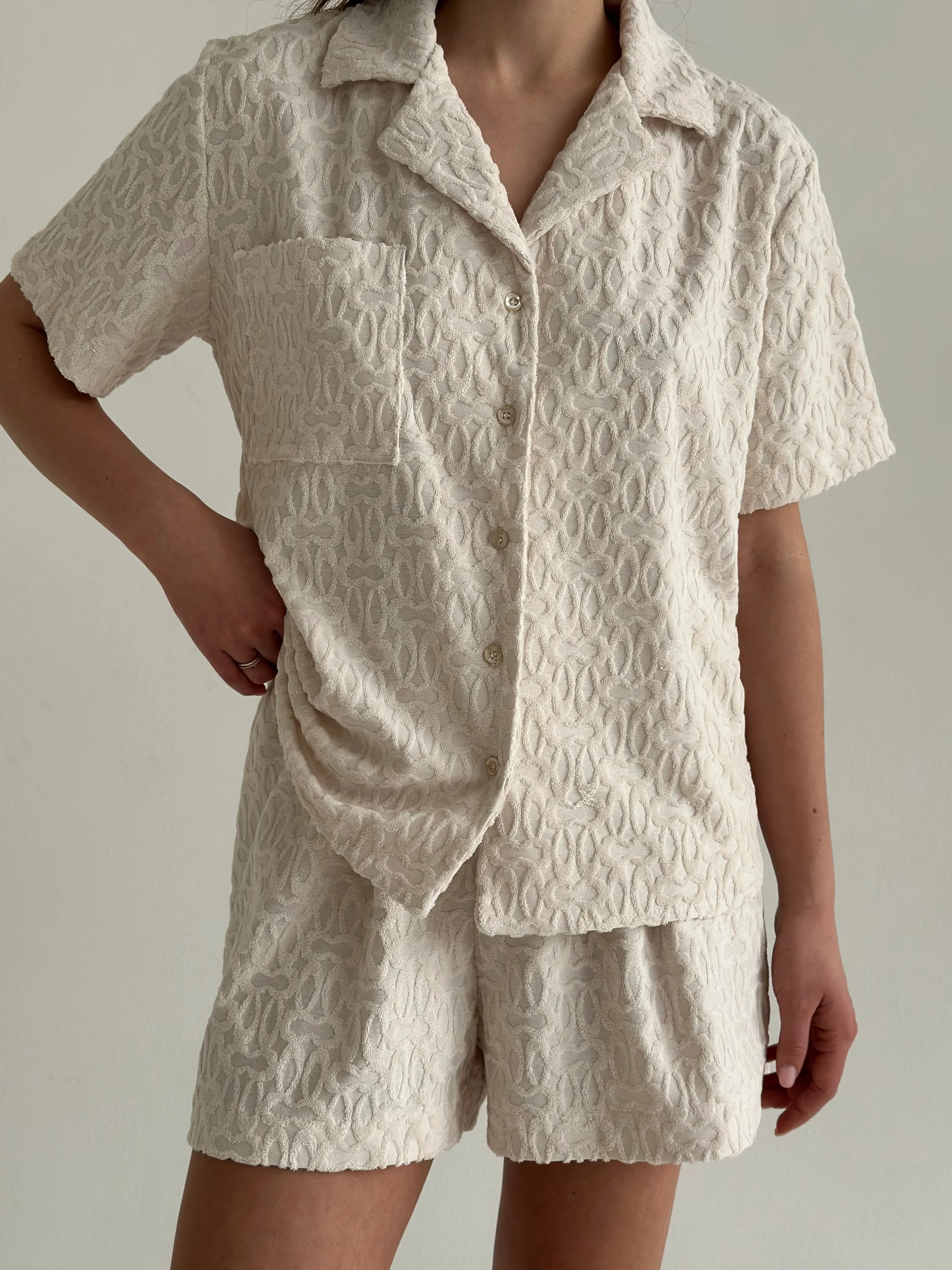 Shirt and shorts suit terry abstraction milky