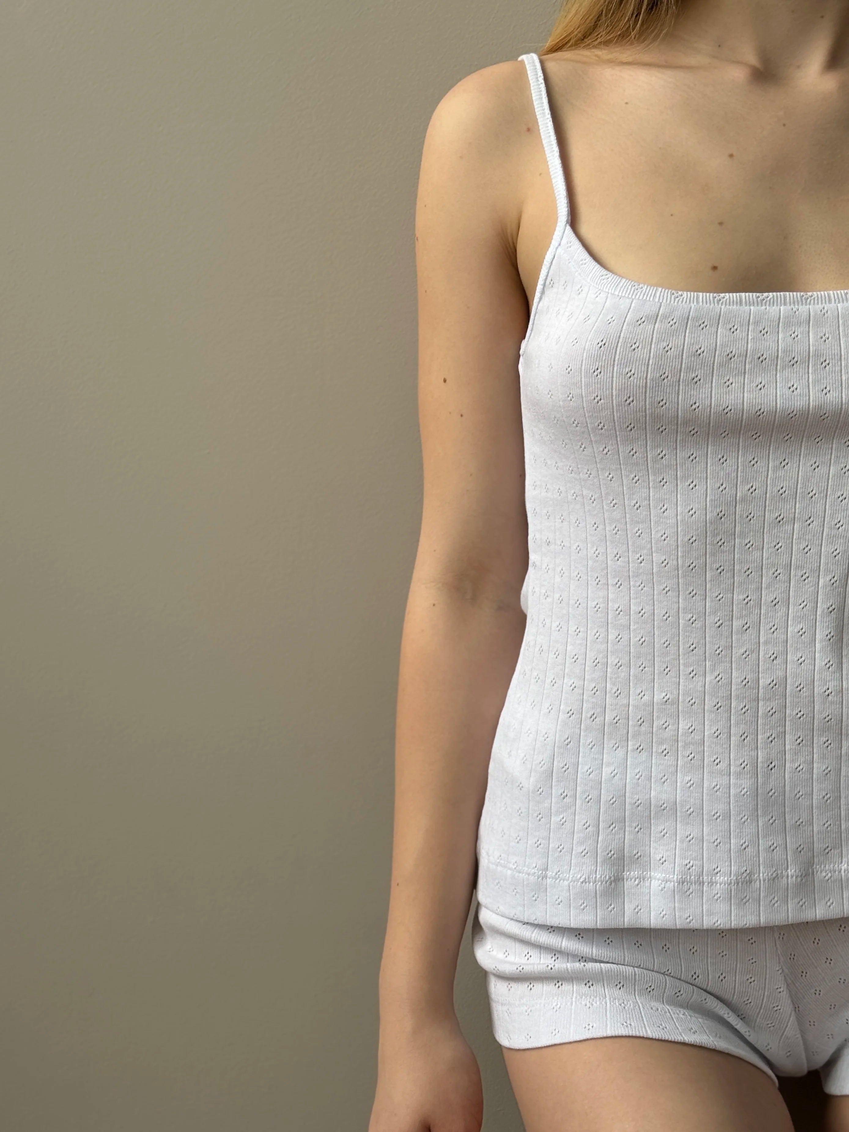 Ribbed T-shirt with straps white