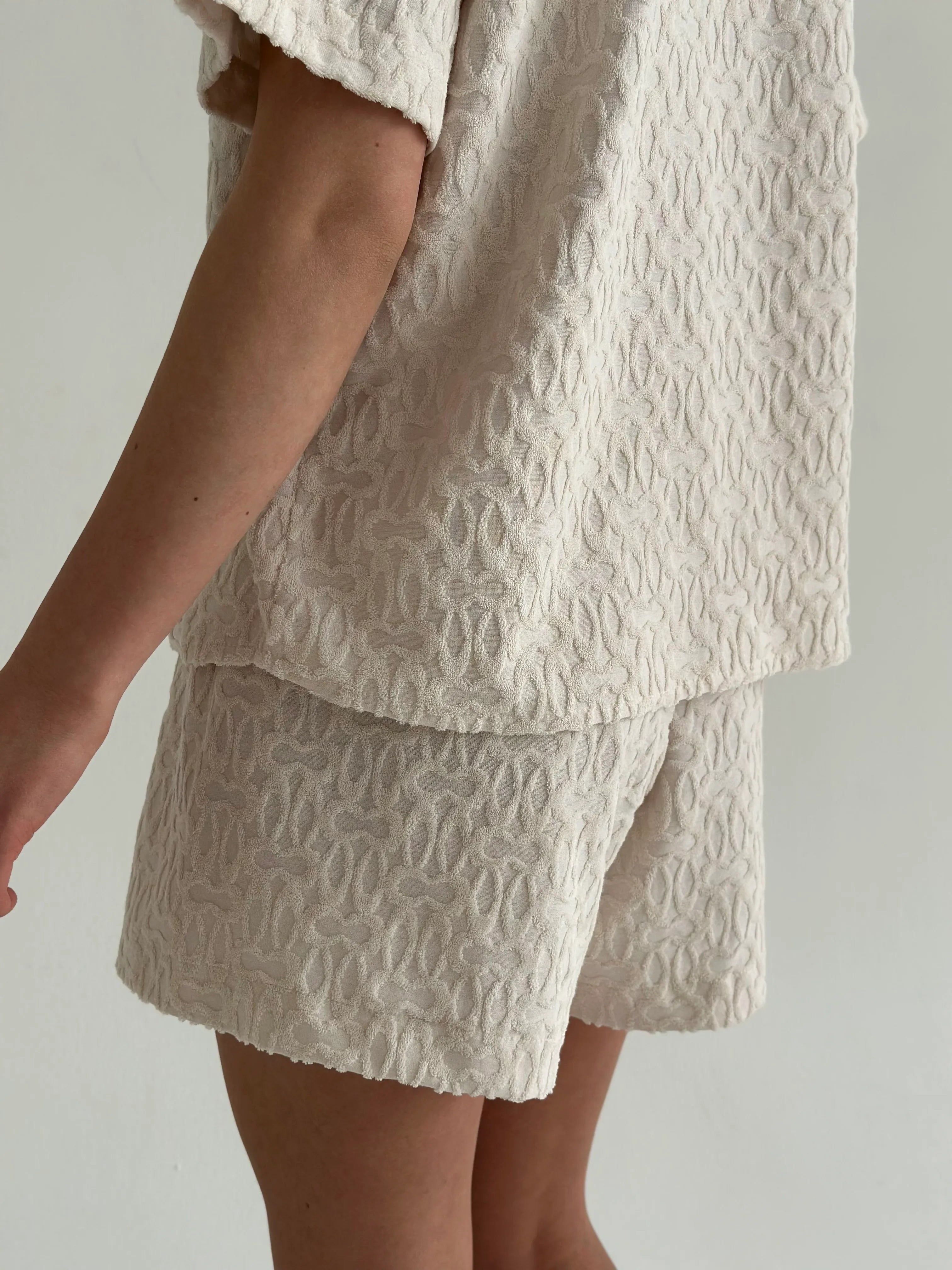 Shirt and shorts suit terry abstraction milky