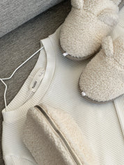 Gift set TEDDY white (cosmetic bag, slippers)