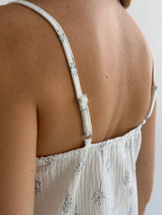 Muslin T-shirt and shorts set twig on white