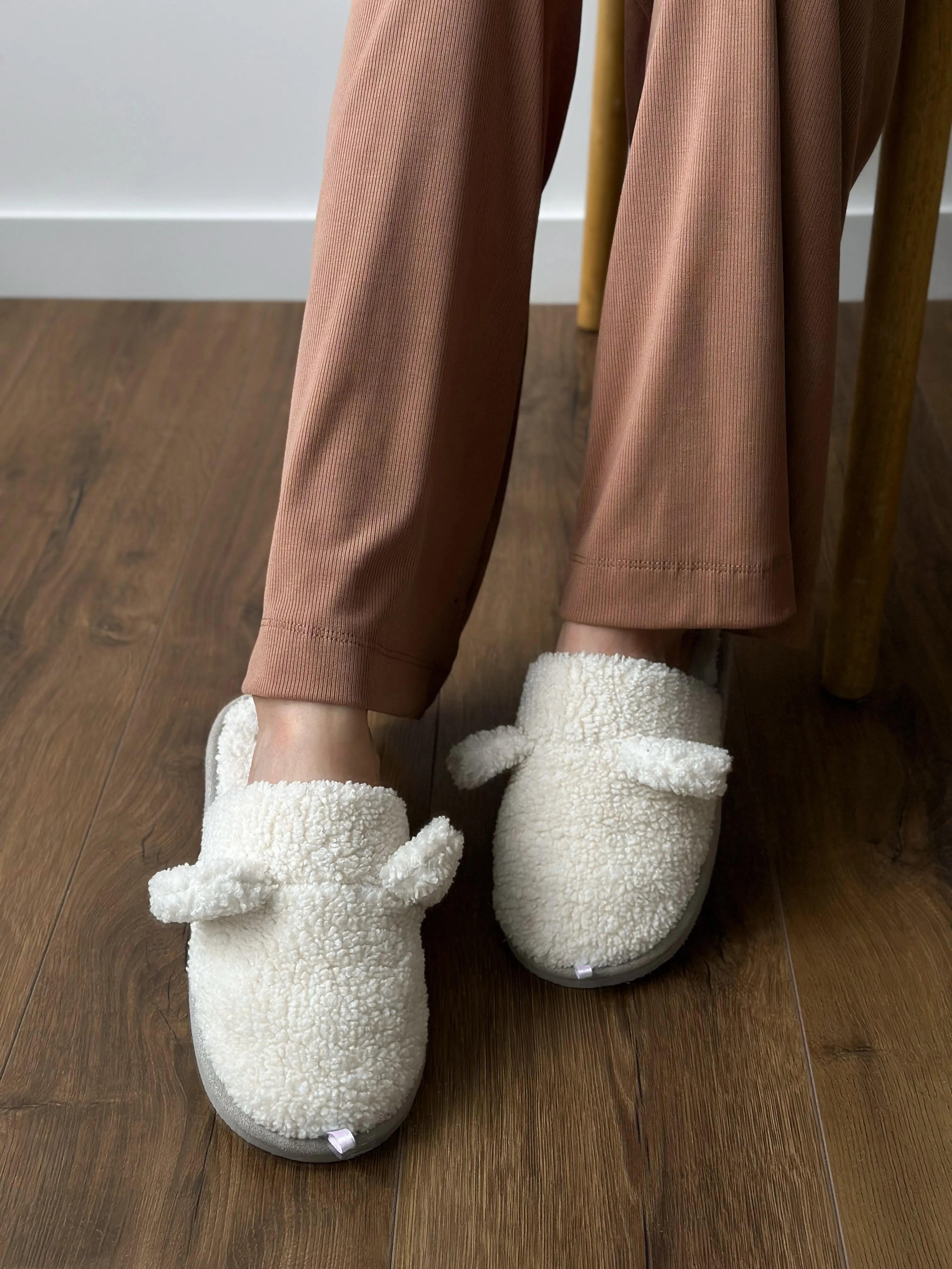 Women's HS fur slippers TEDDI white
