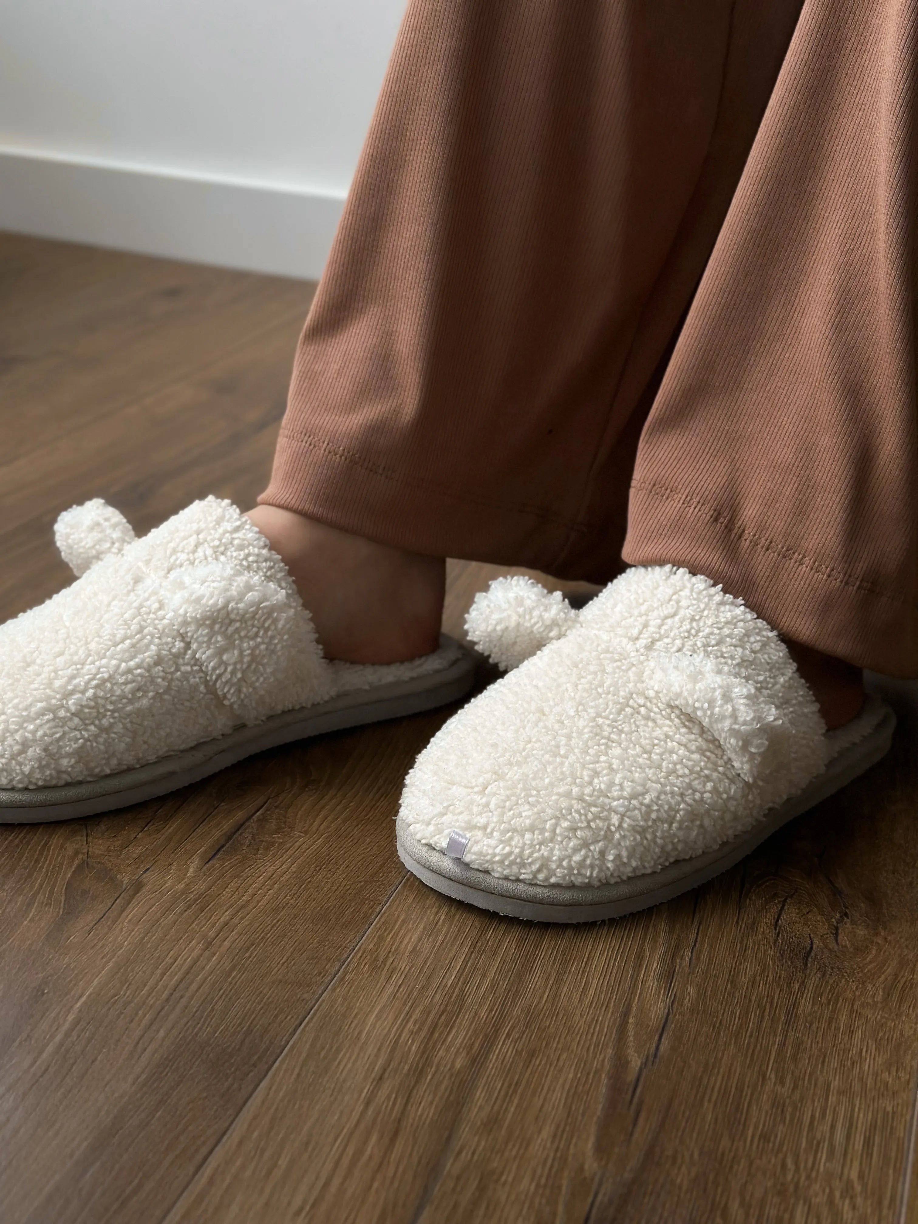 Women's HS fur slippers TEDDI white