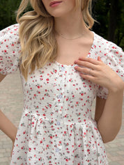 Muslin button dress, small flower on milky