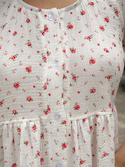 Buttoned dress muslin rose red small on milky