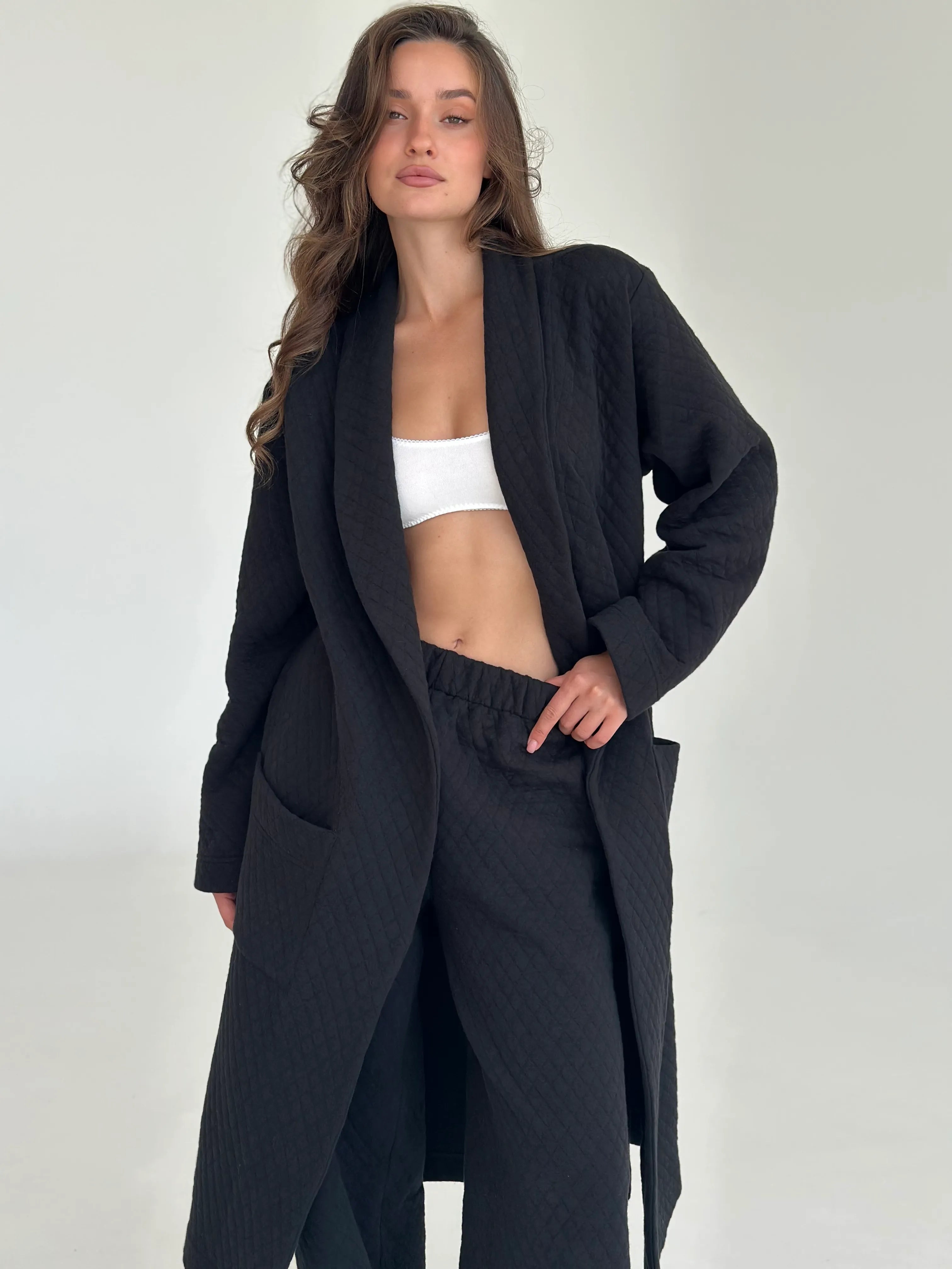Black quilted knitwear bathrobe
