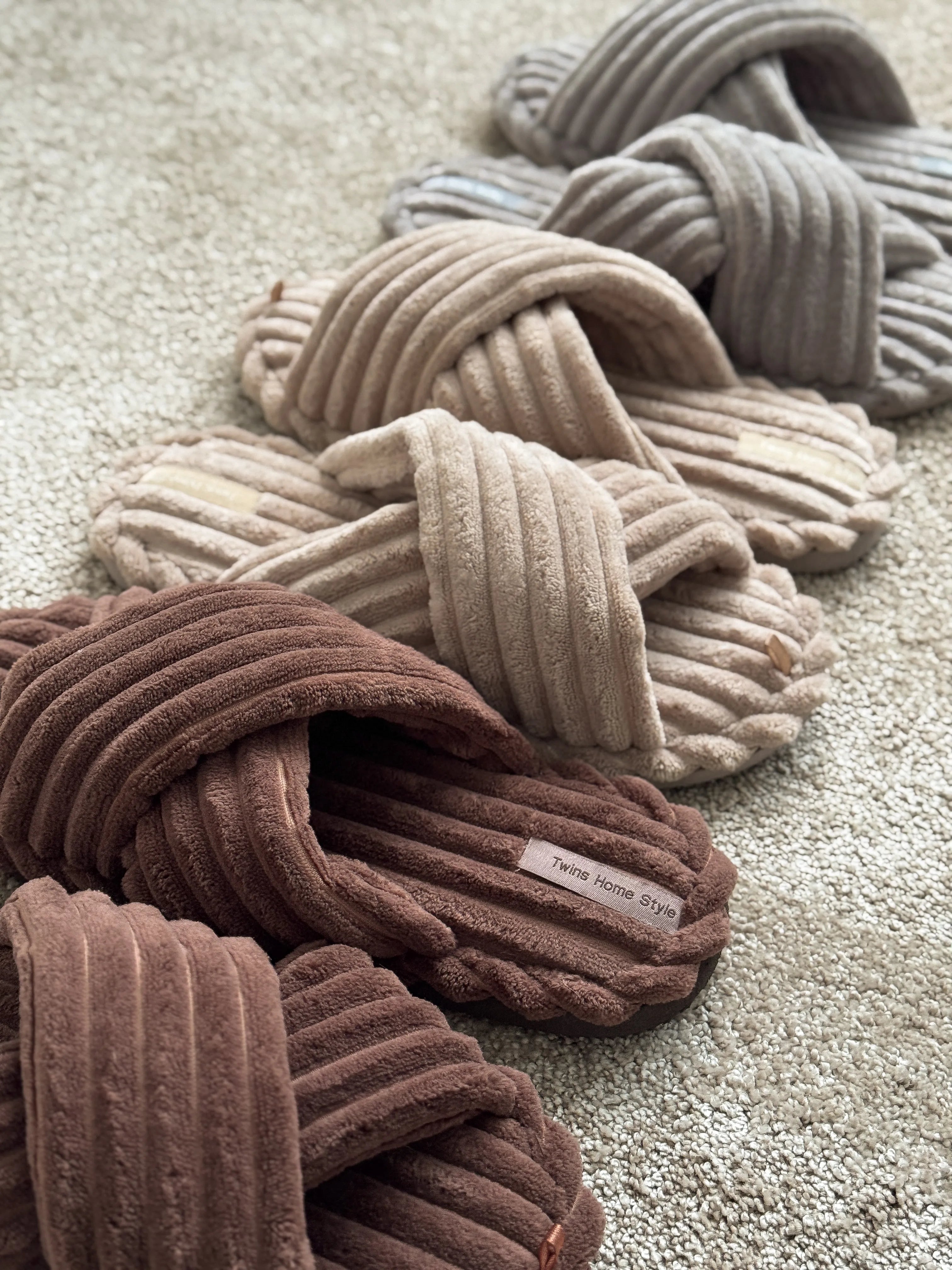 Women's slippers HS-Puffy brown
