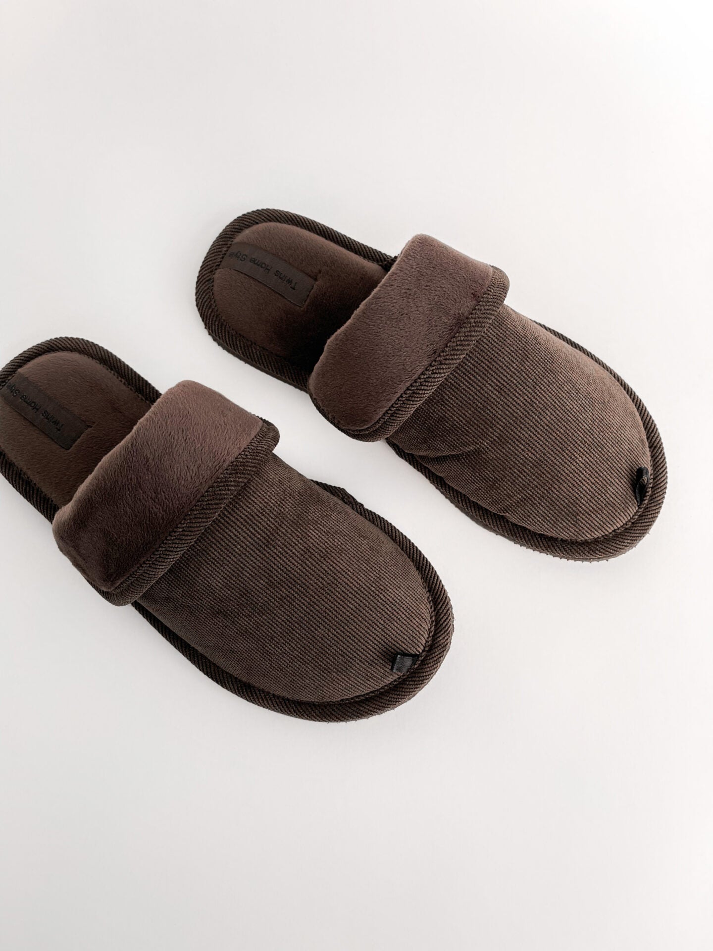 Men's slippers HS-OZ VELVET with fur inside out, brown
