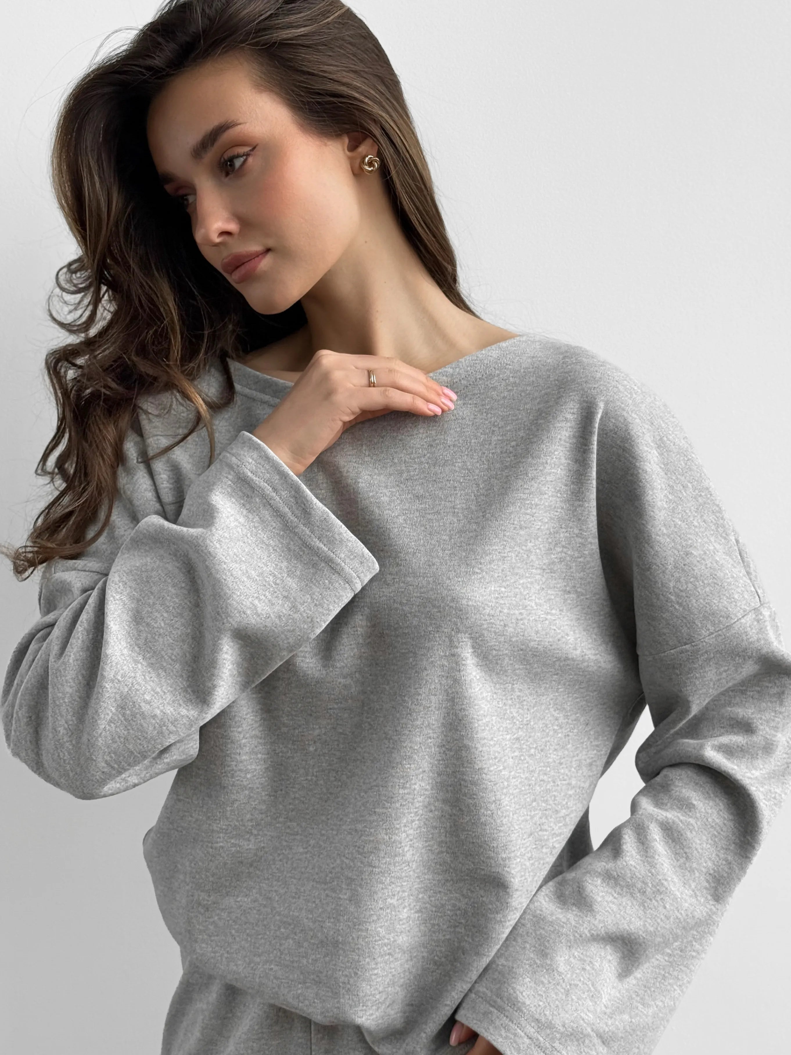 Knitwear suit Longsleeve and wide pants gray