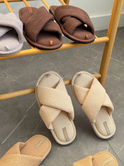 Women's slippers HS-VL waffle milk