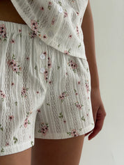 Batiste T-shirt and shorts suit with floral weave