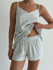 STAPLE T-SHIRT AND SHORTS SUIT BLUE FLOWERS ON MILKY