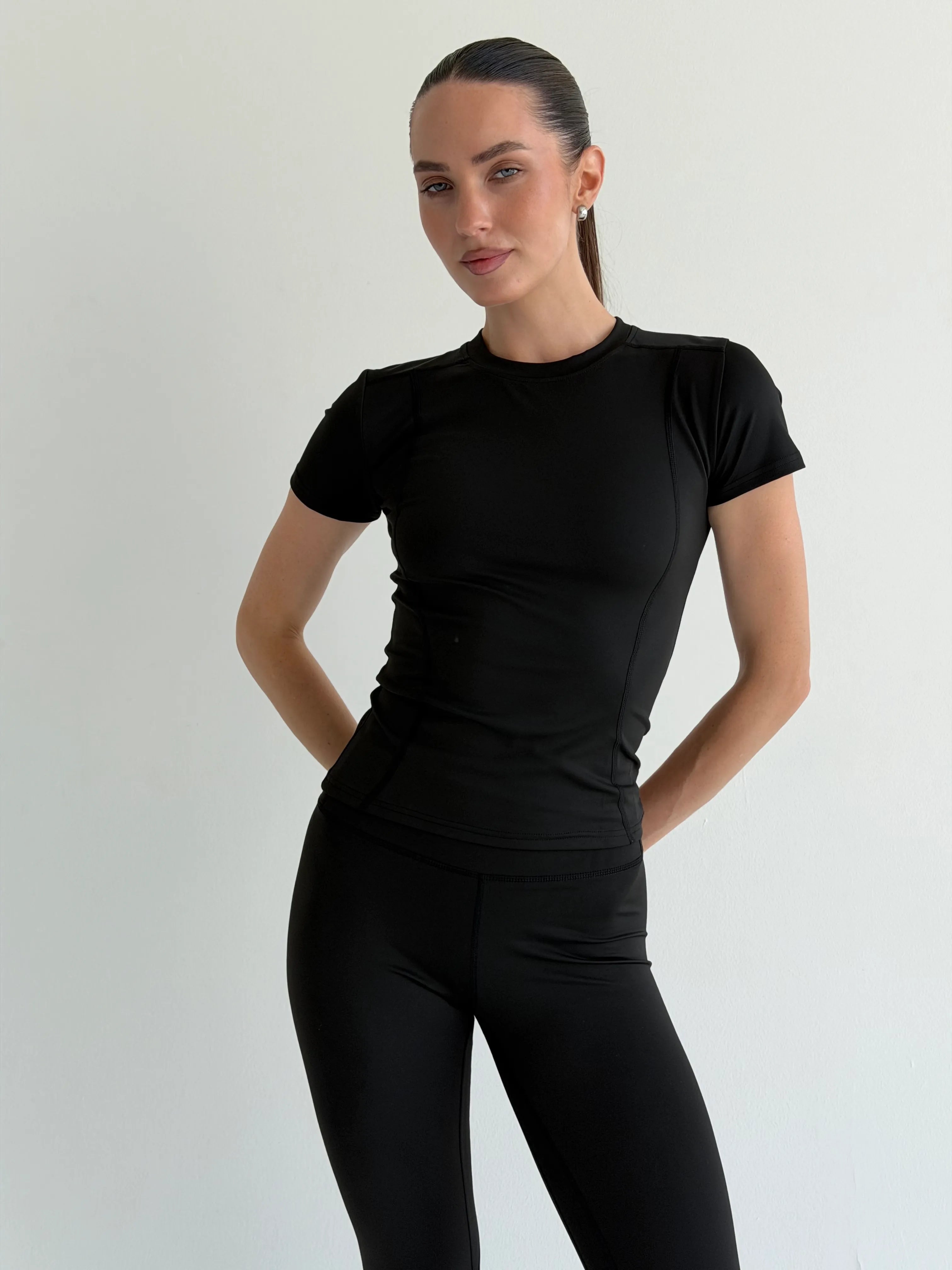 Yoga t-shirt black