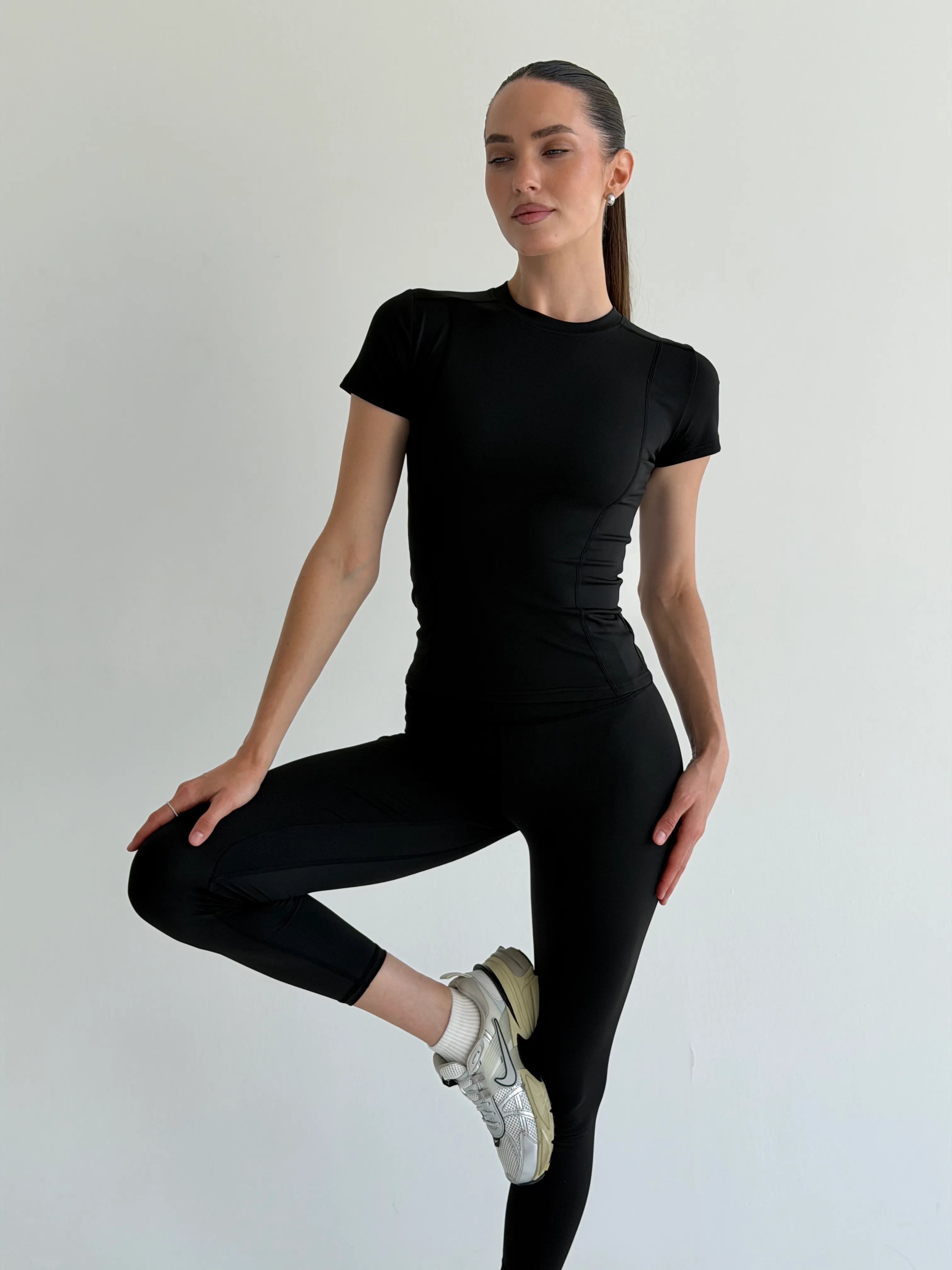 Black yoga leggings