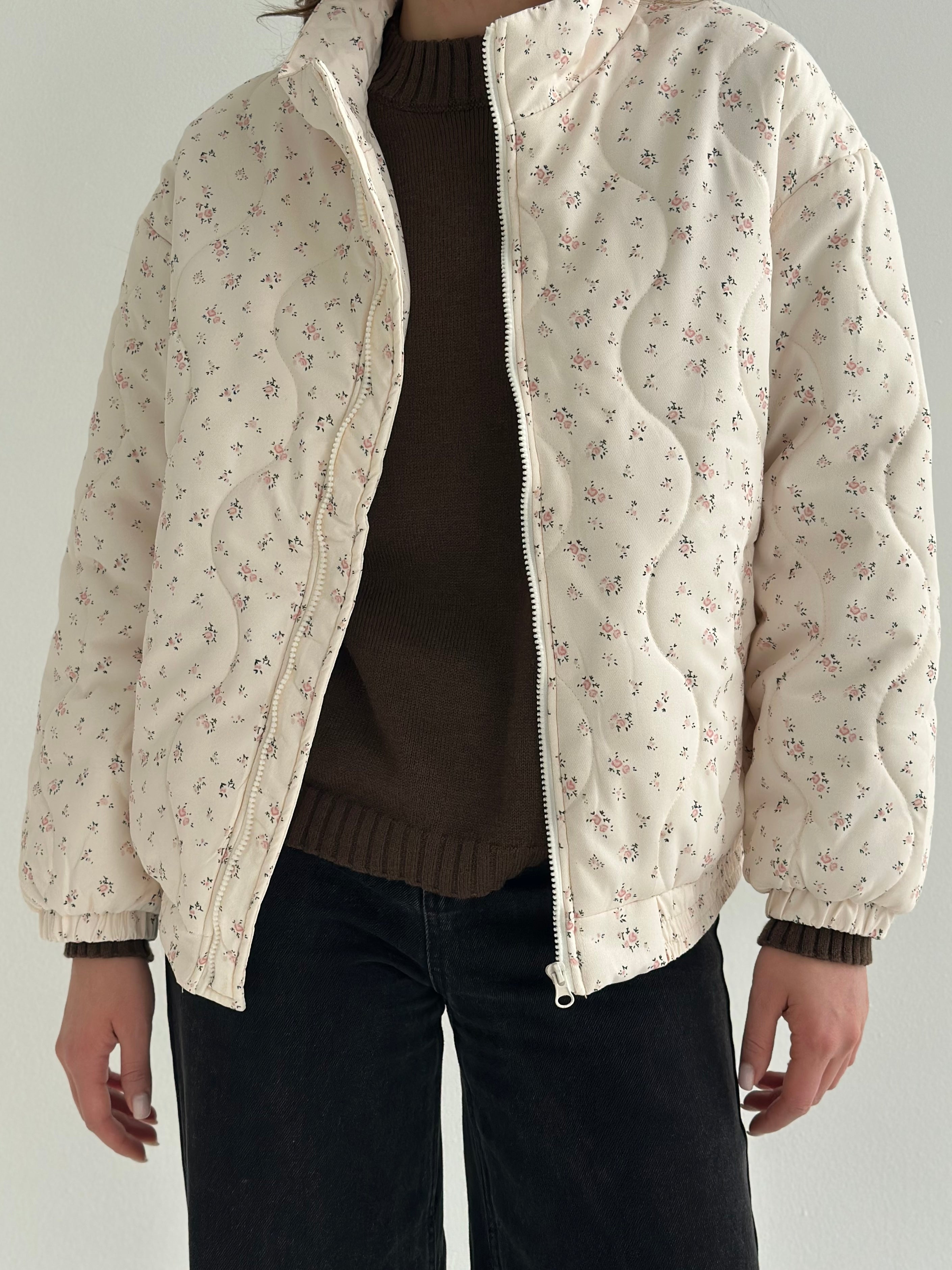 Quilted demi-season jacket, milky white with pink flower
