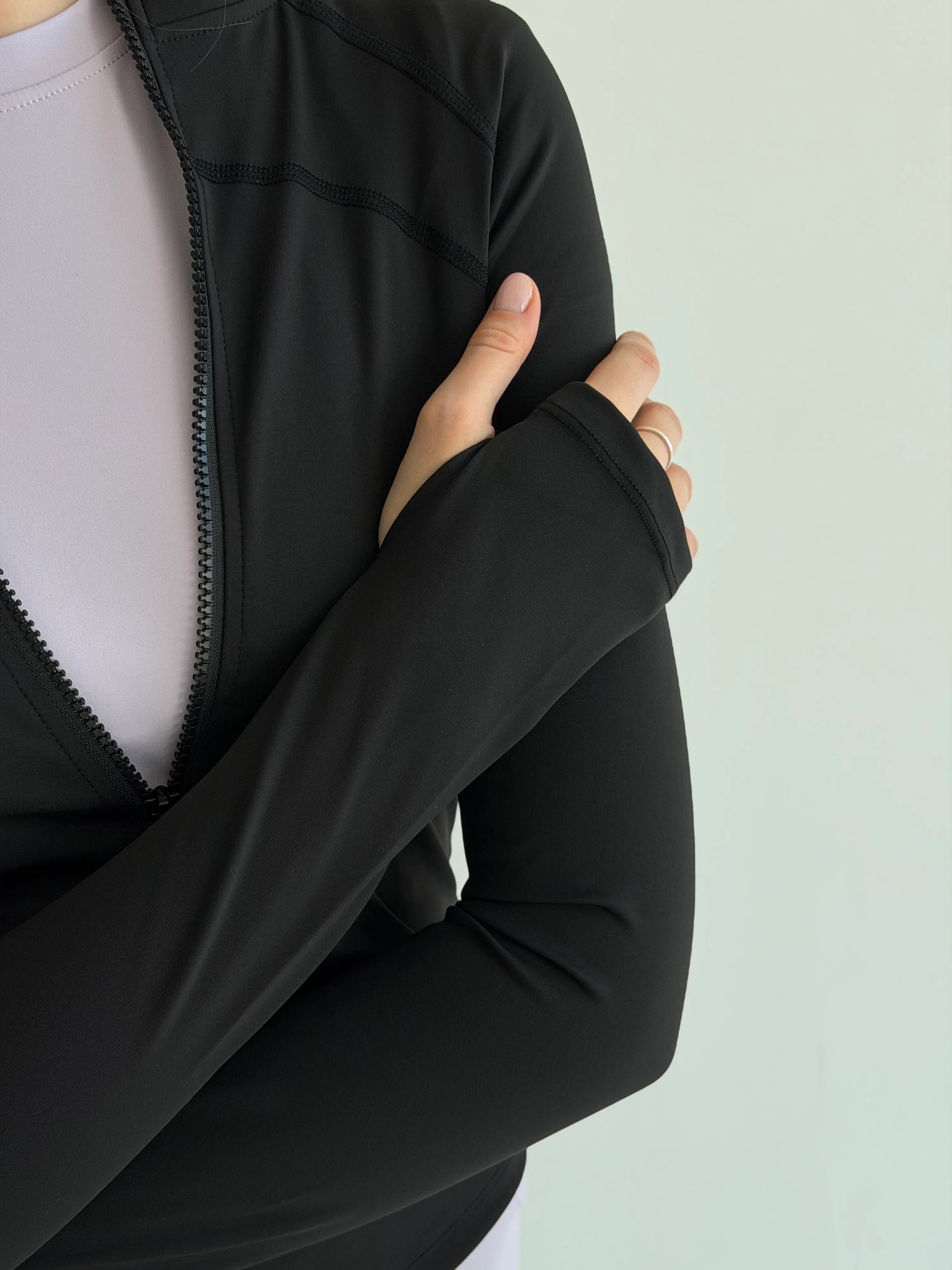 Yoga zippered sweatshirt black