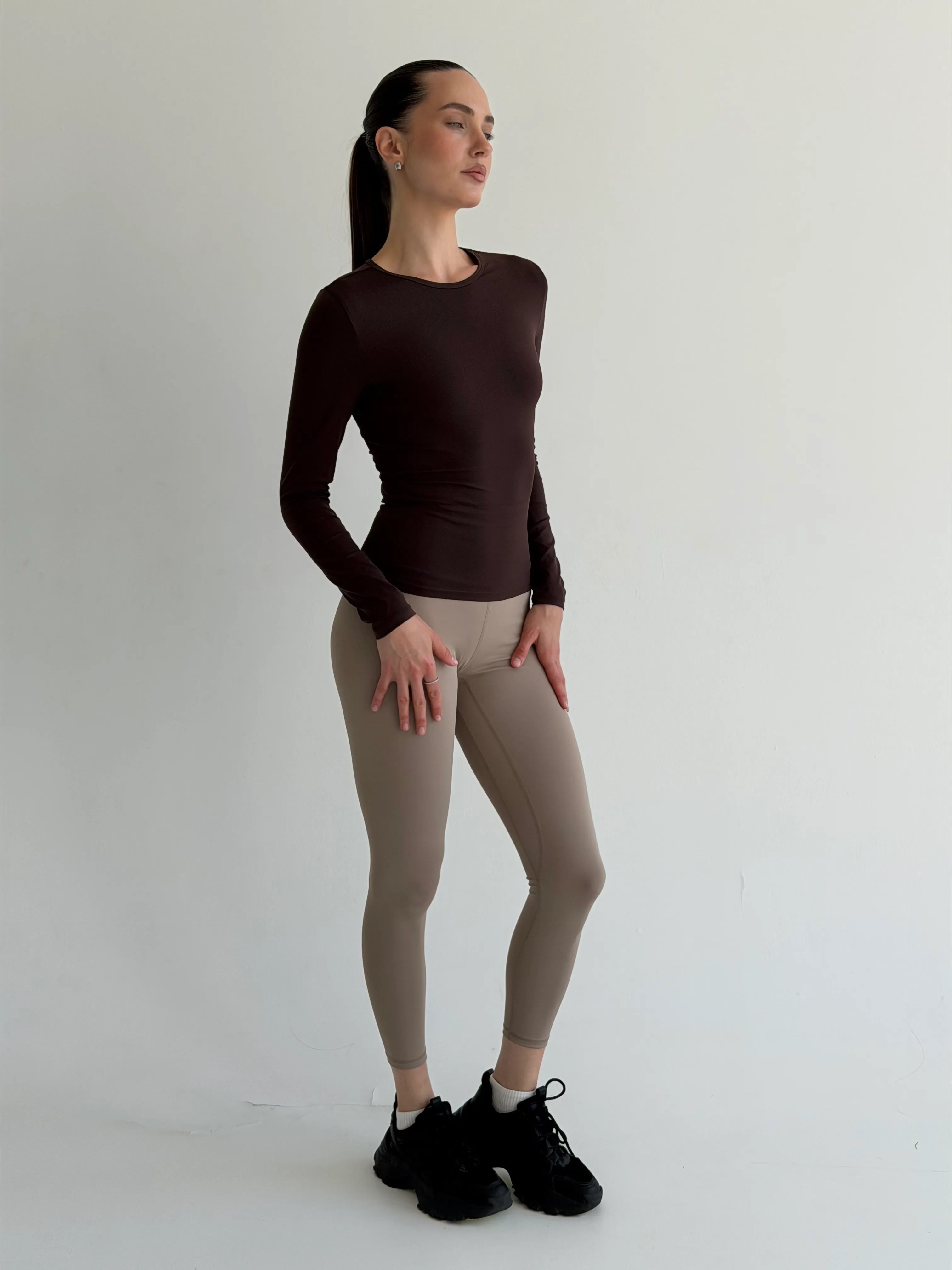 Yoga longsleeve brown