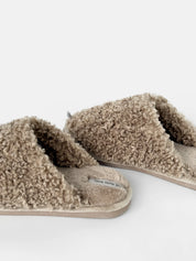 Women's slippers HS-OZ fur curly gray