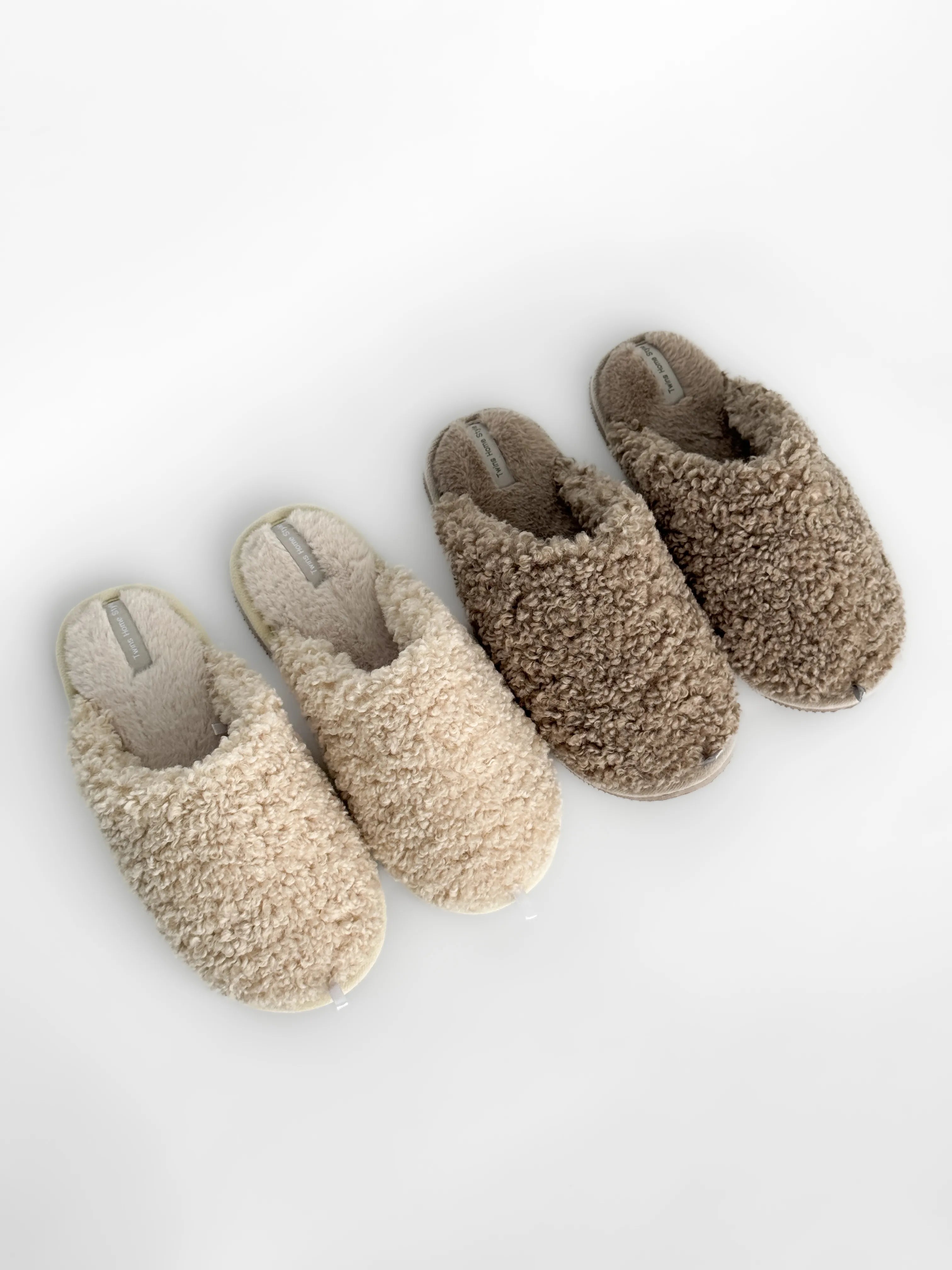 Women's slippers HS-OZ curly milk fur