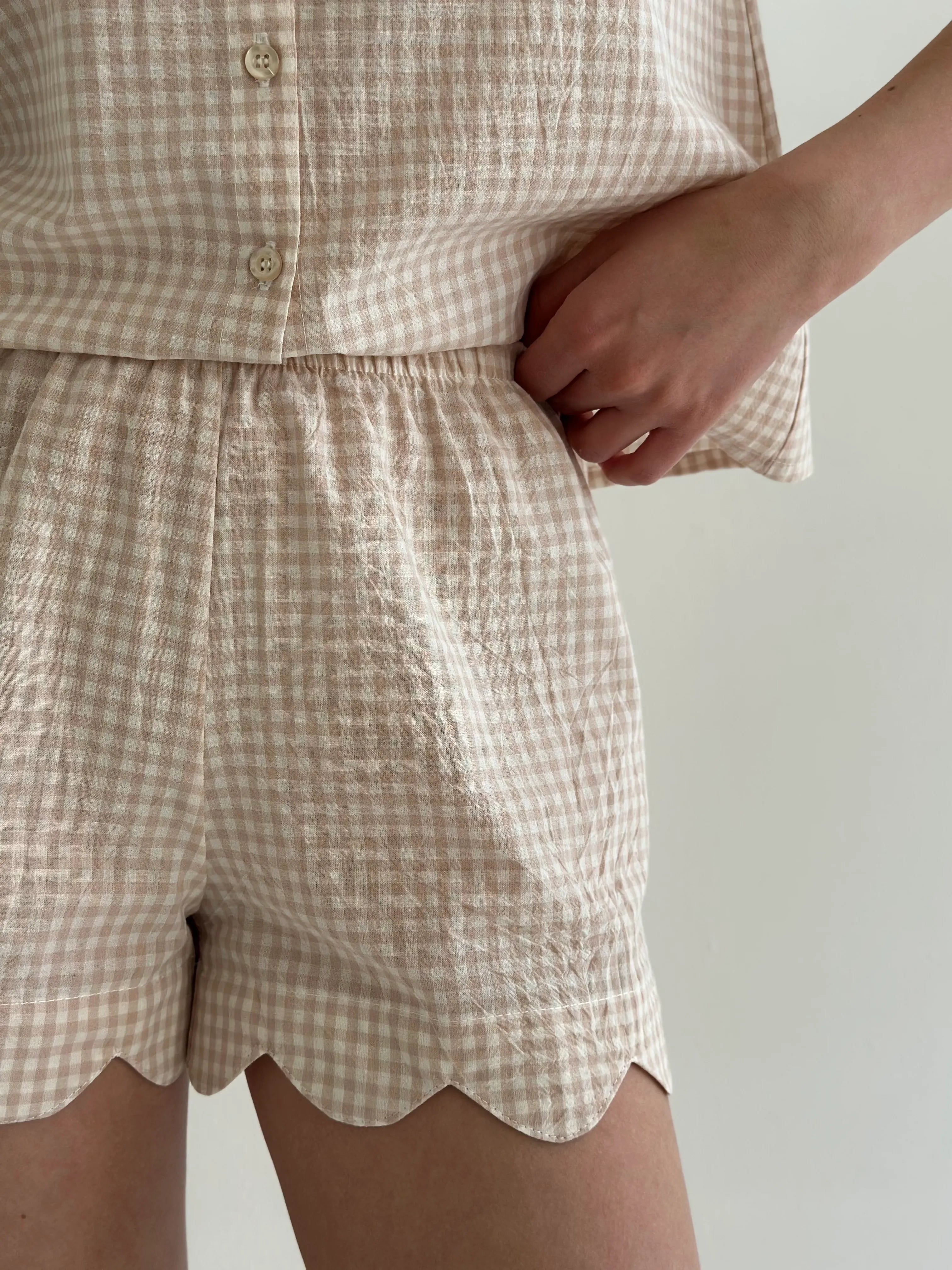 Suit cotton check Shirt and Shorts with figured decoration beige/milk