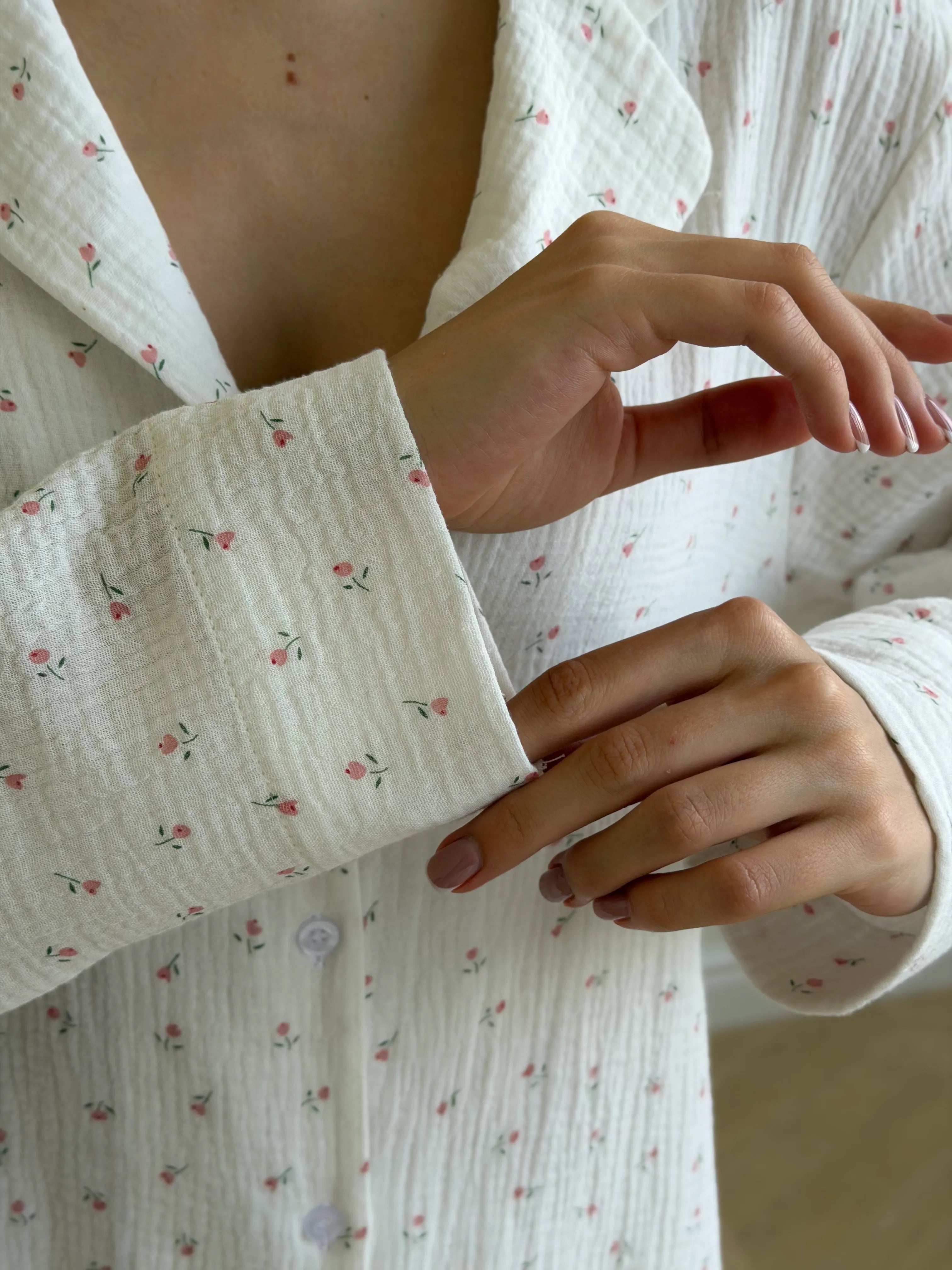 Long sleeve shirt and muslin tulip pants suit on white