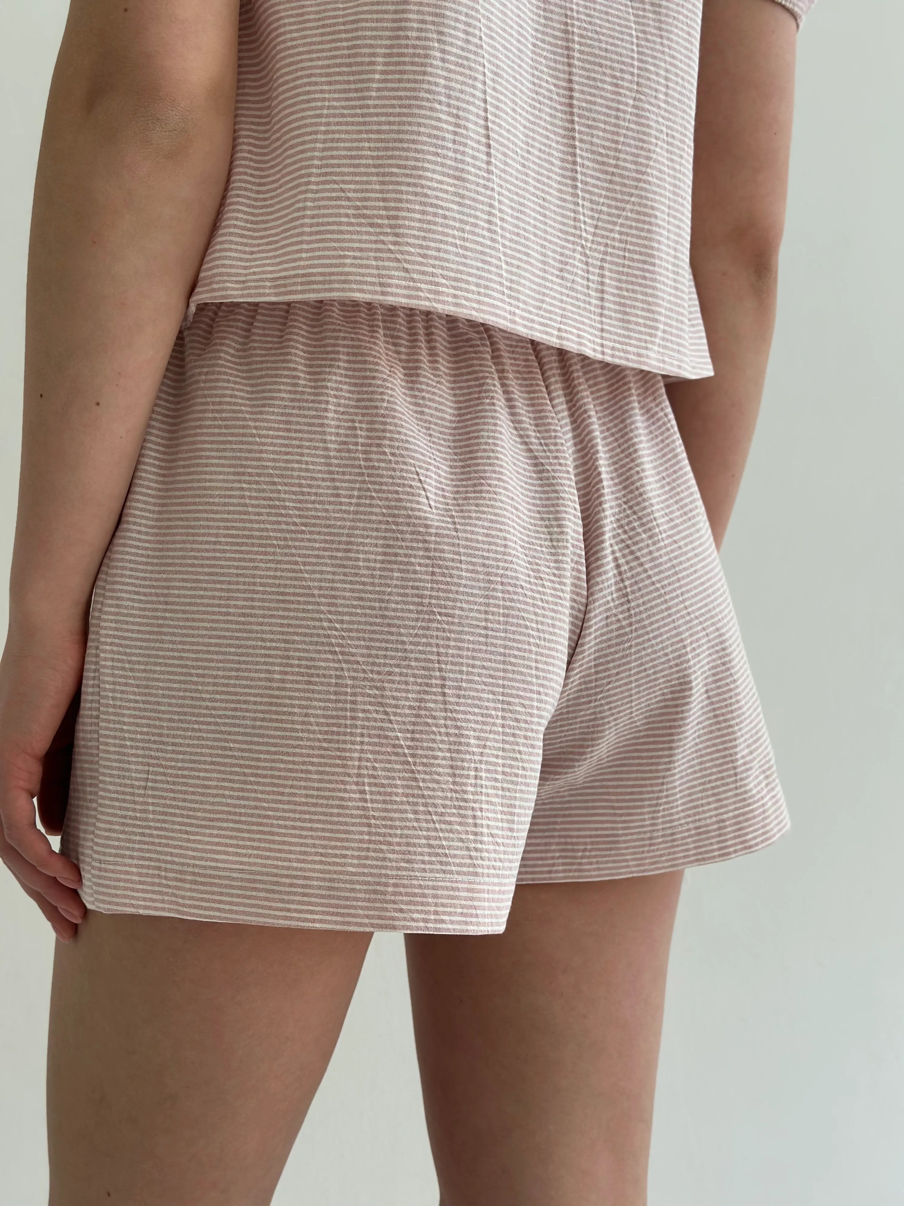 Thin striped cotton suit, bow blouse and powder/milk shorts