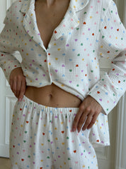 Suit long sleeve shirt and pants muslin hearts multicolored on white