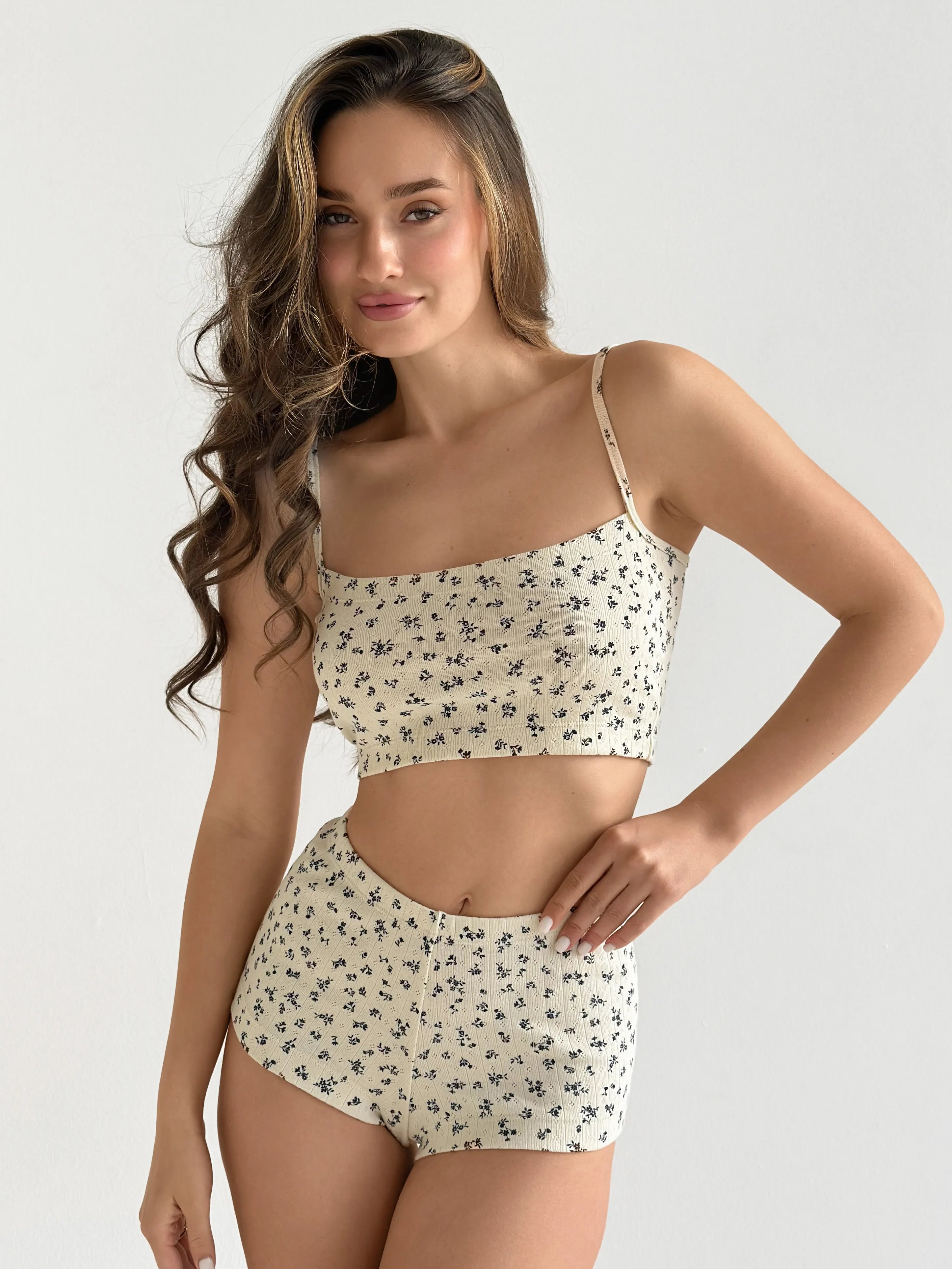 Ribbed set Top and shorts milky with blue flower