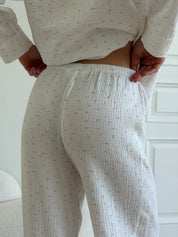 Suit long sleeve shirt and pants muslin reaper chamomile on milk