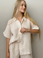 Muslin 2-layer shorts + striped shirt beige suit