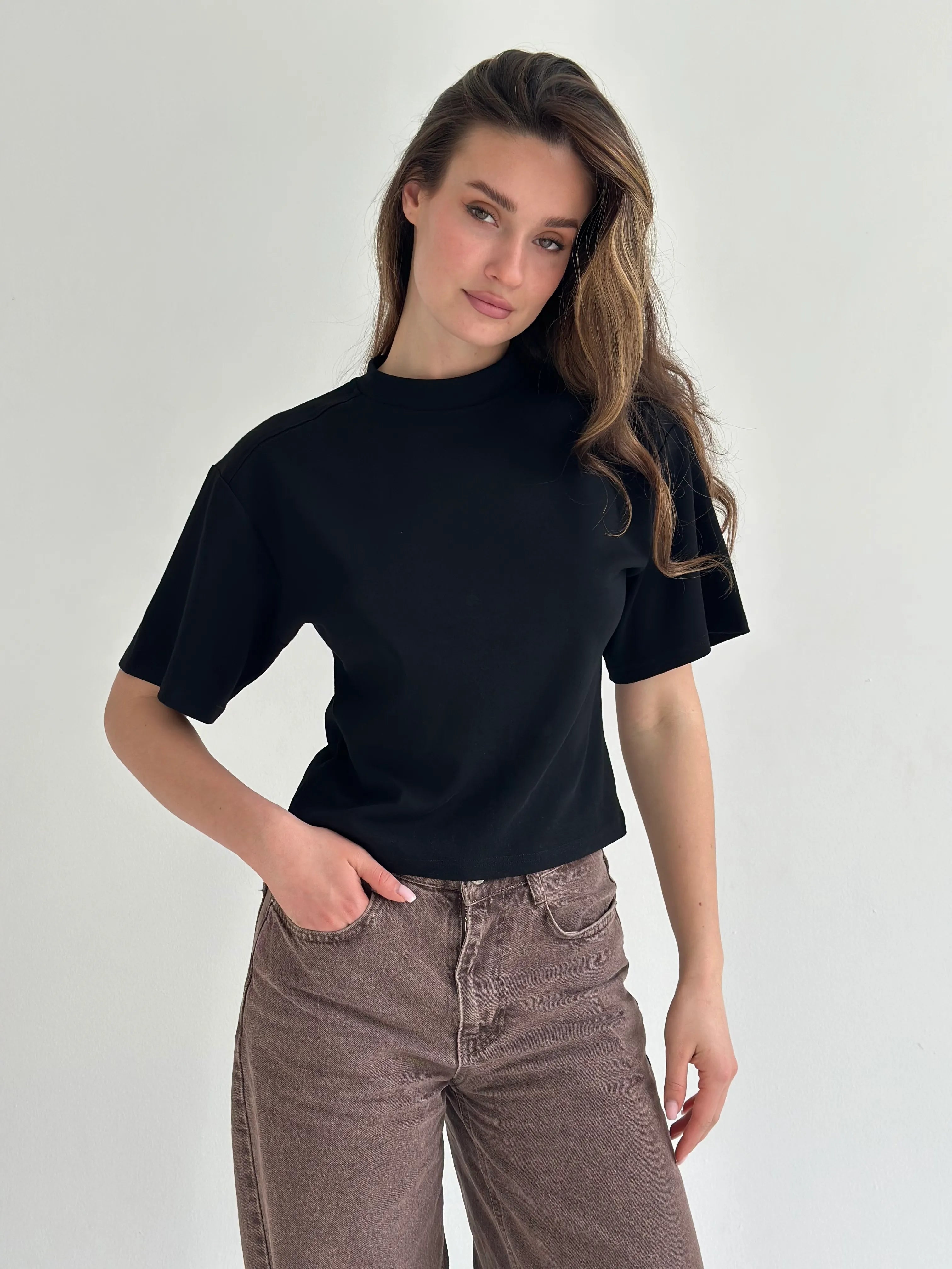 Fitted cotton T-shirt, black